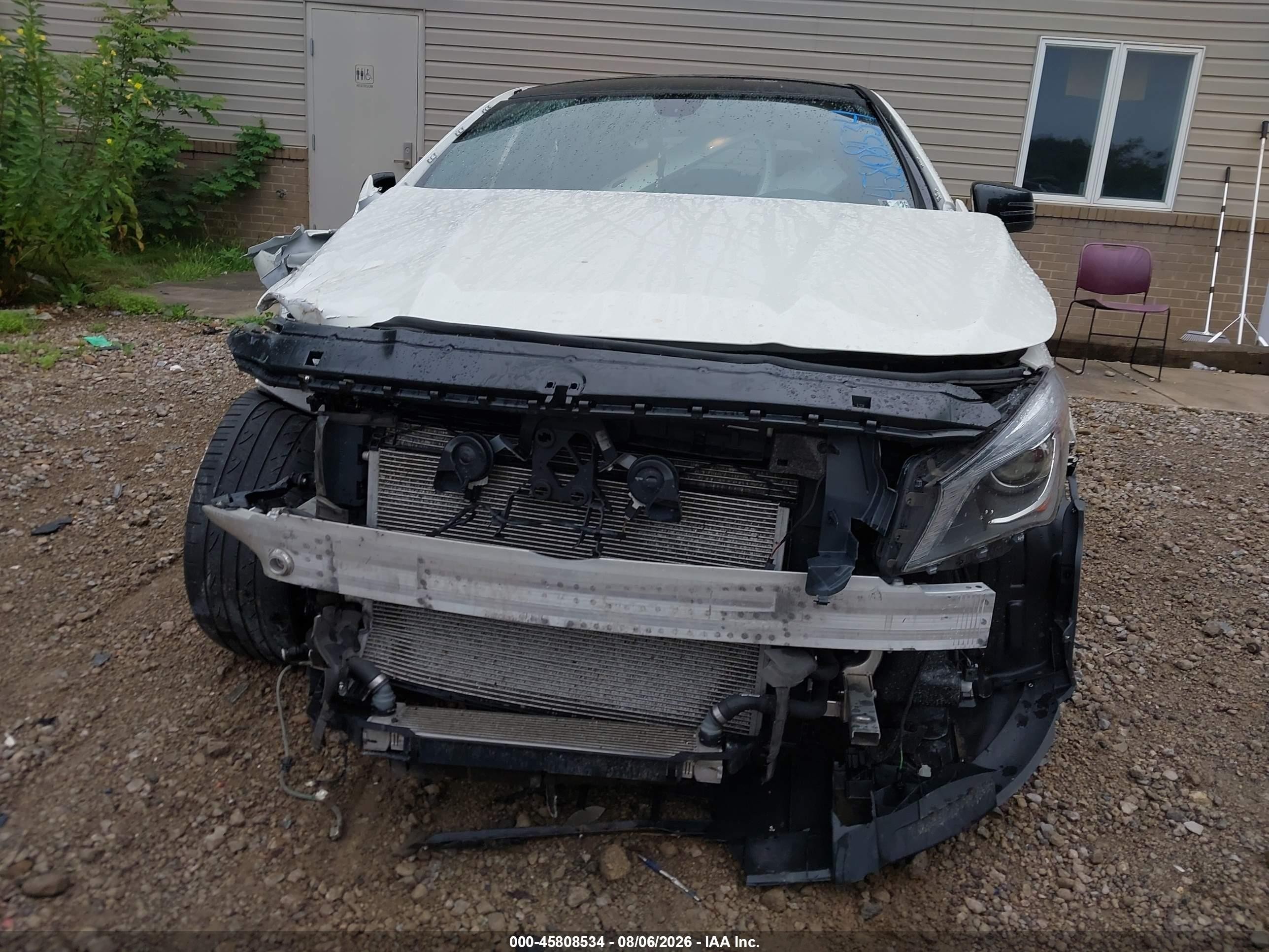 2014 Mercedes-benz Cla 45 Amg 4matic White vin: WDDSJ5CB5EN132073
