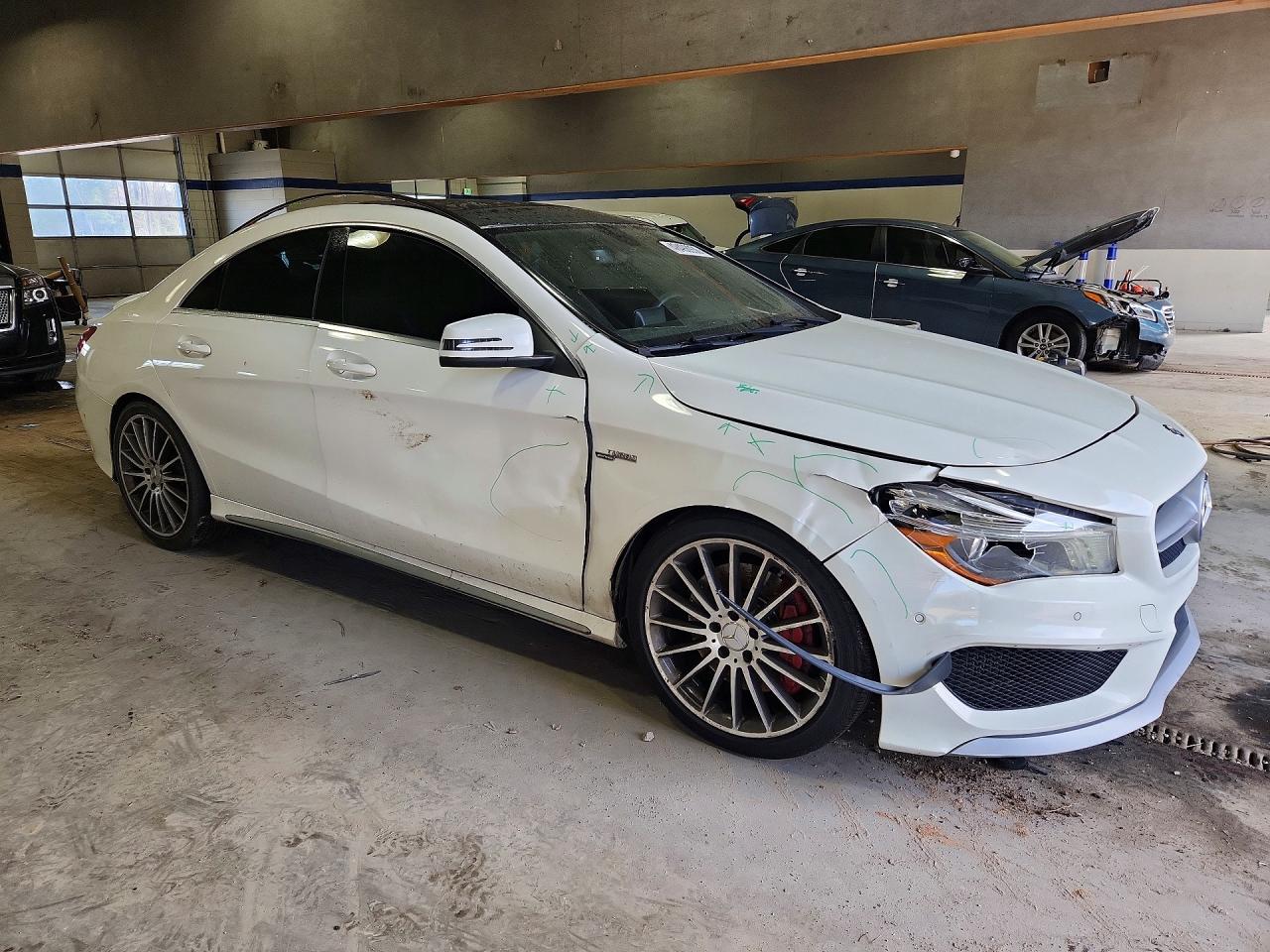 2014 Mercedes-benz Cla 45 Amg White vin: WDDSJ5CB6EN057626