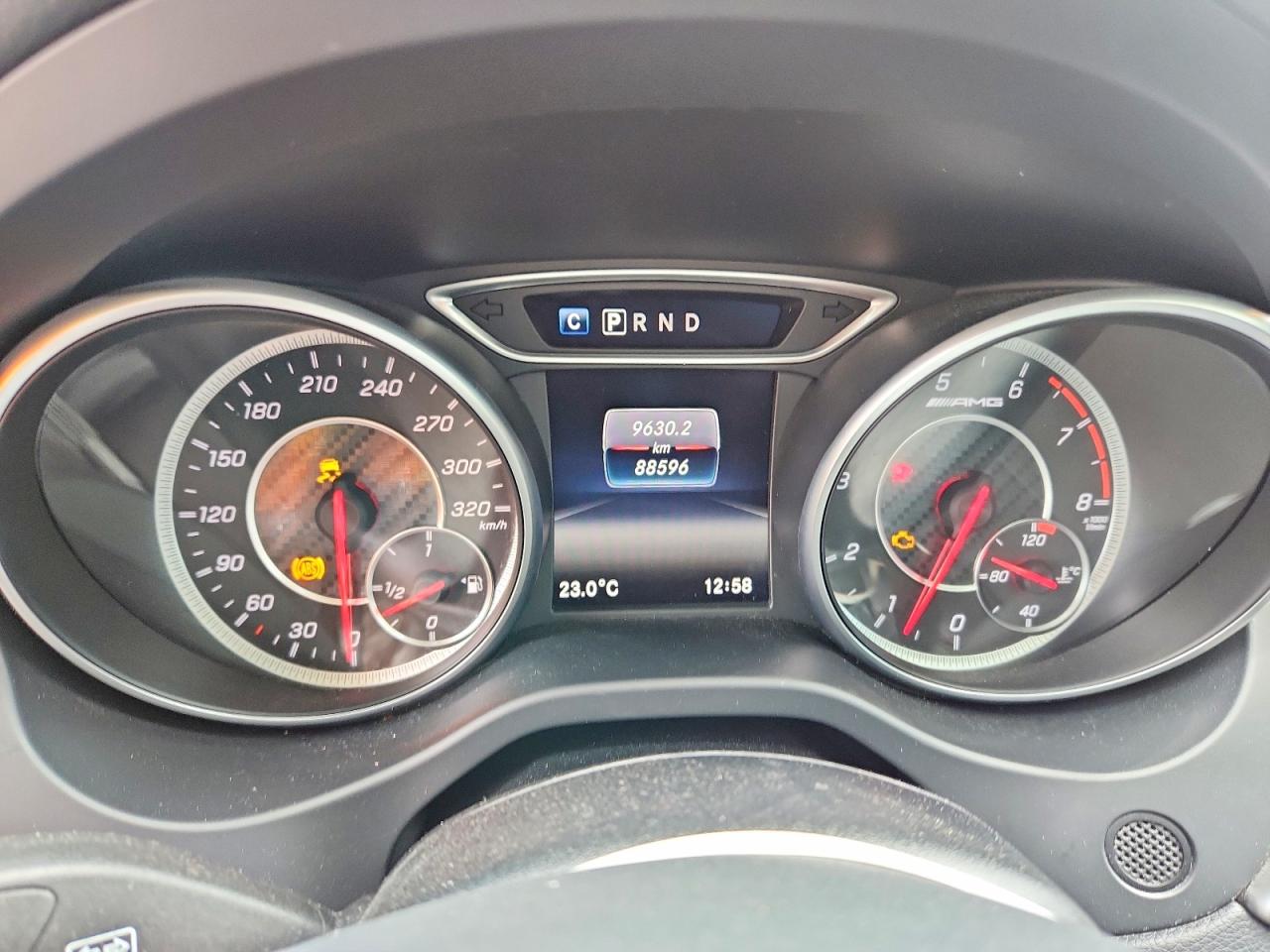 2018 Mercedes-benz Cla 45 Amg Черный vin: WDDSJ5CB6JN524876