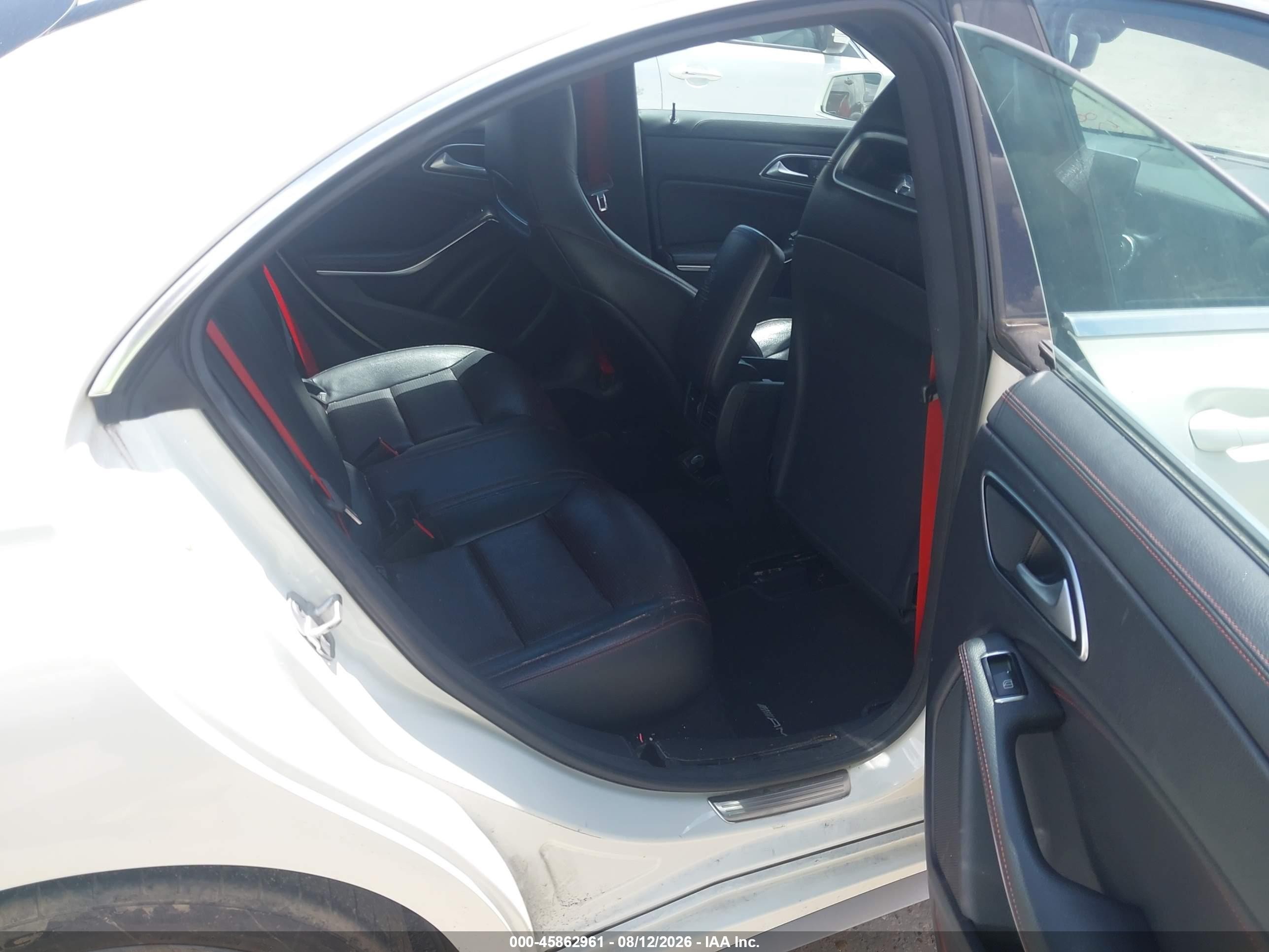 2014 Mercedes-benz Cla 45 Amg 4matic White vin: WDDSJ5CB7EN101794
