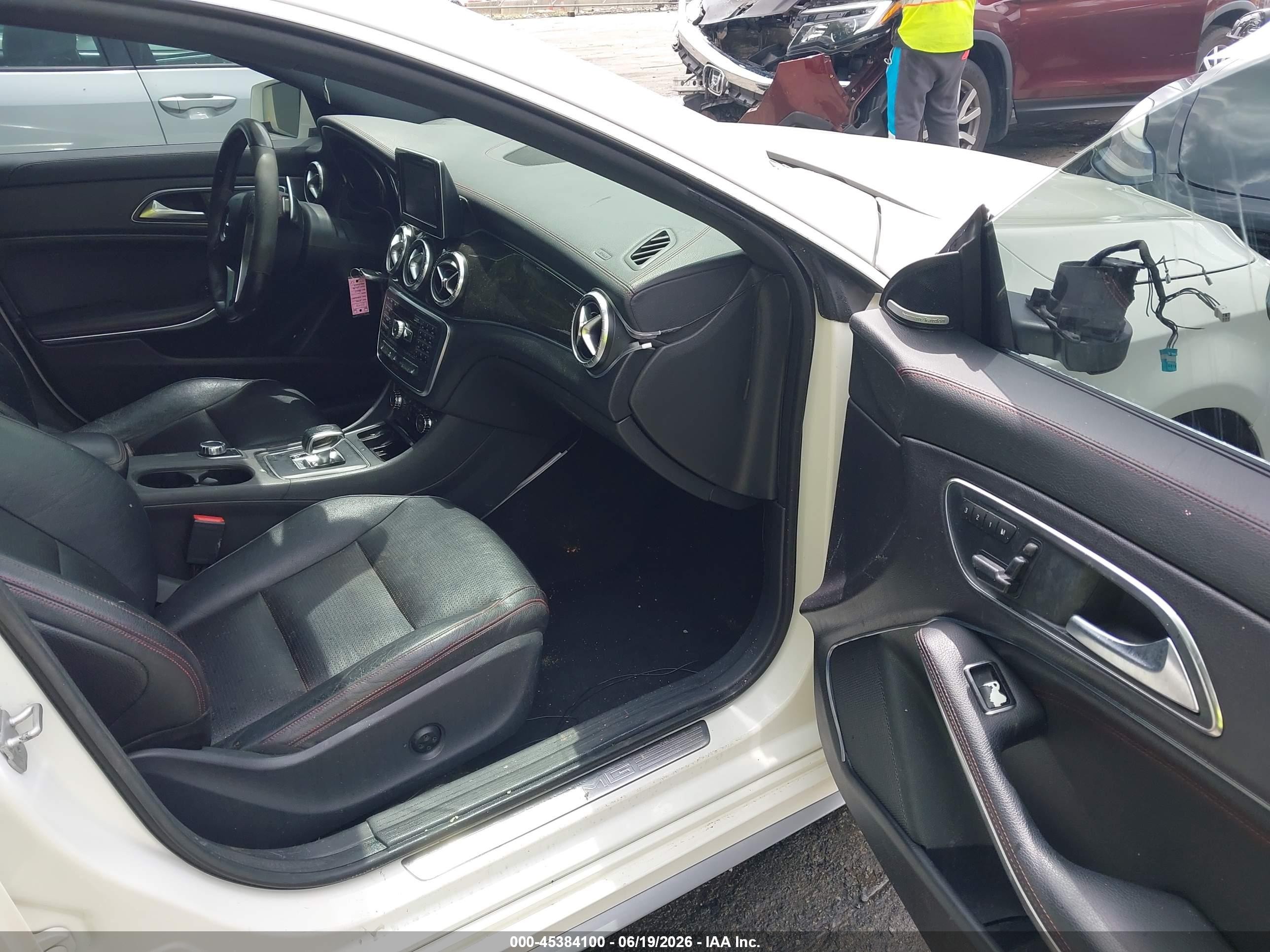 2014 Mercedes-benz Cla 45 Amg 4matic White vin: WDDSJ5CB7EN128123