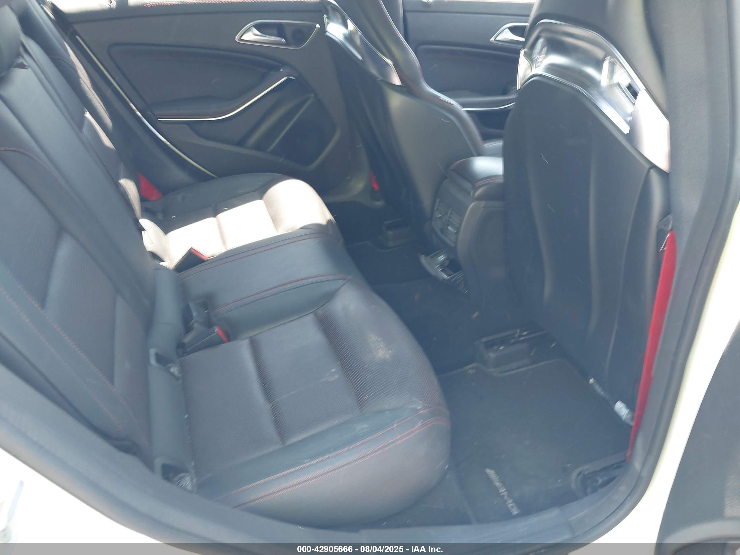 2014 Mercedes-benz Cla 45 Amg 4matic White vin: WDDSJ5CB8EN059796