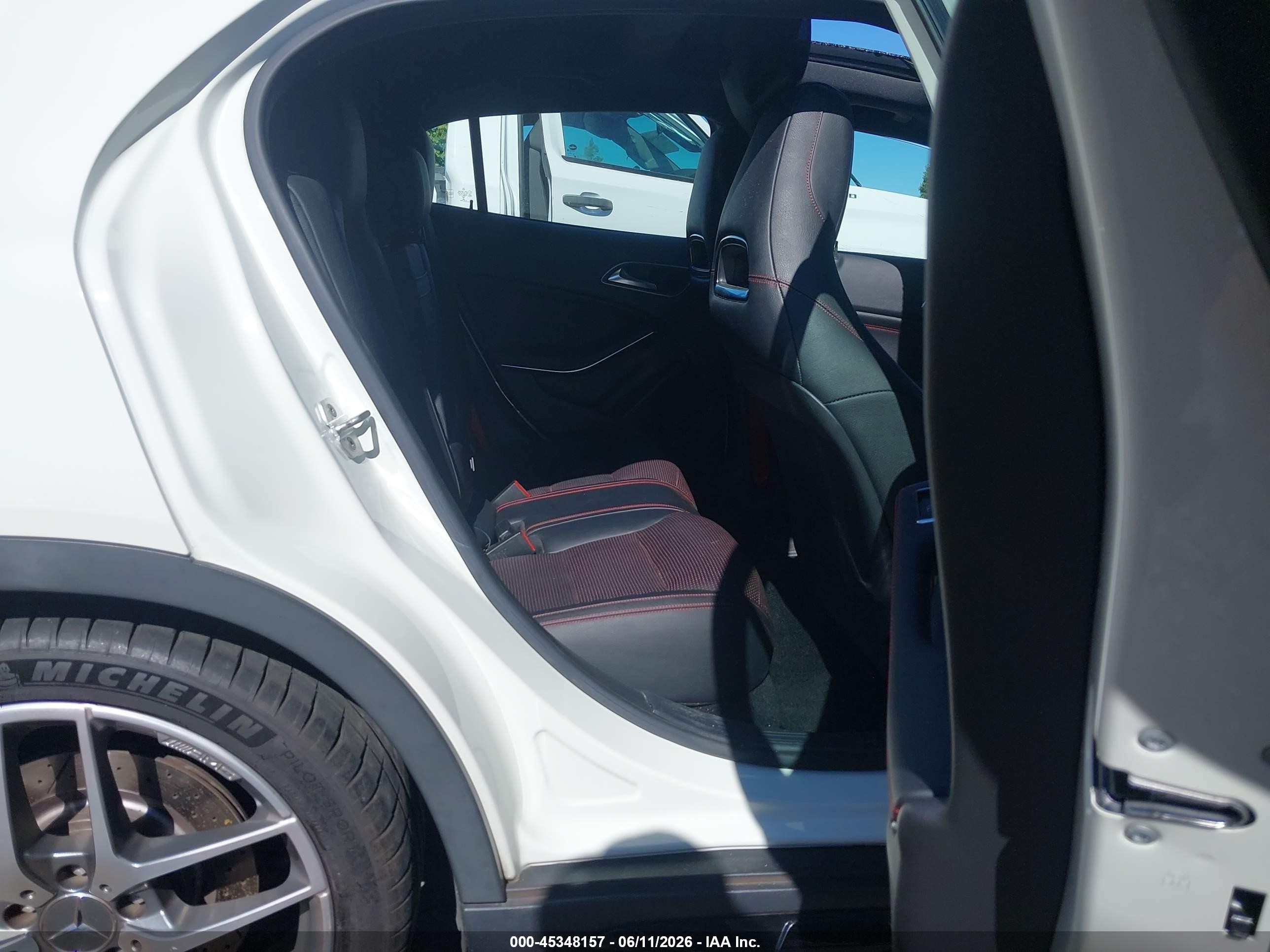 2015 Mercedes-benz Gla 45 Amg 4matic White vin: WDDTG5CB5FJ142954
