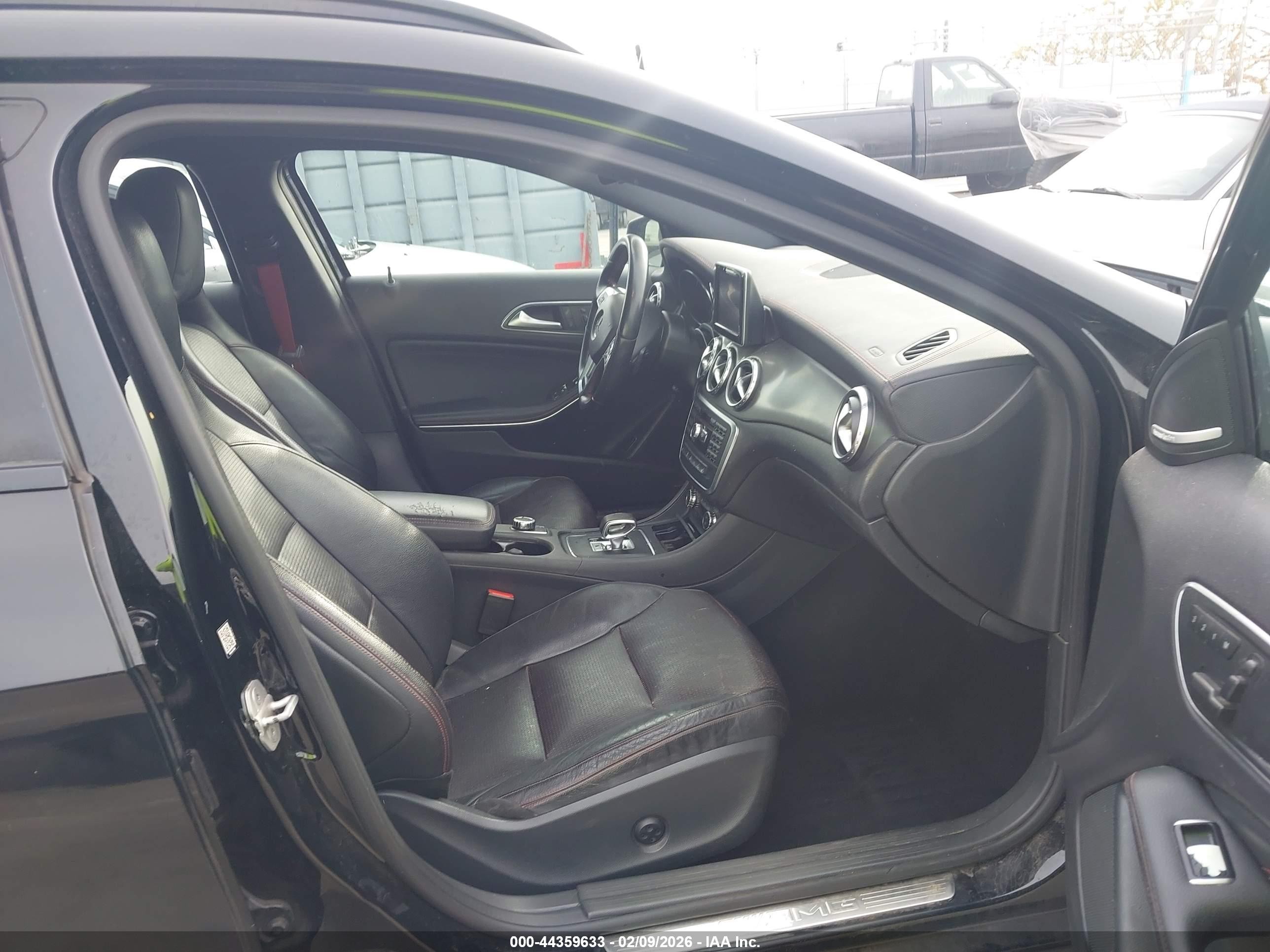 2015 Mercedes-benz Gla 45 Amg 4matic Black vin: WDDTG5CBXFJ061769