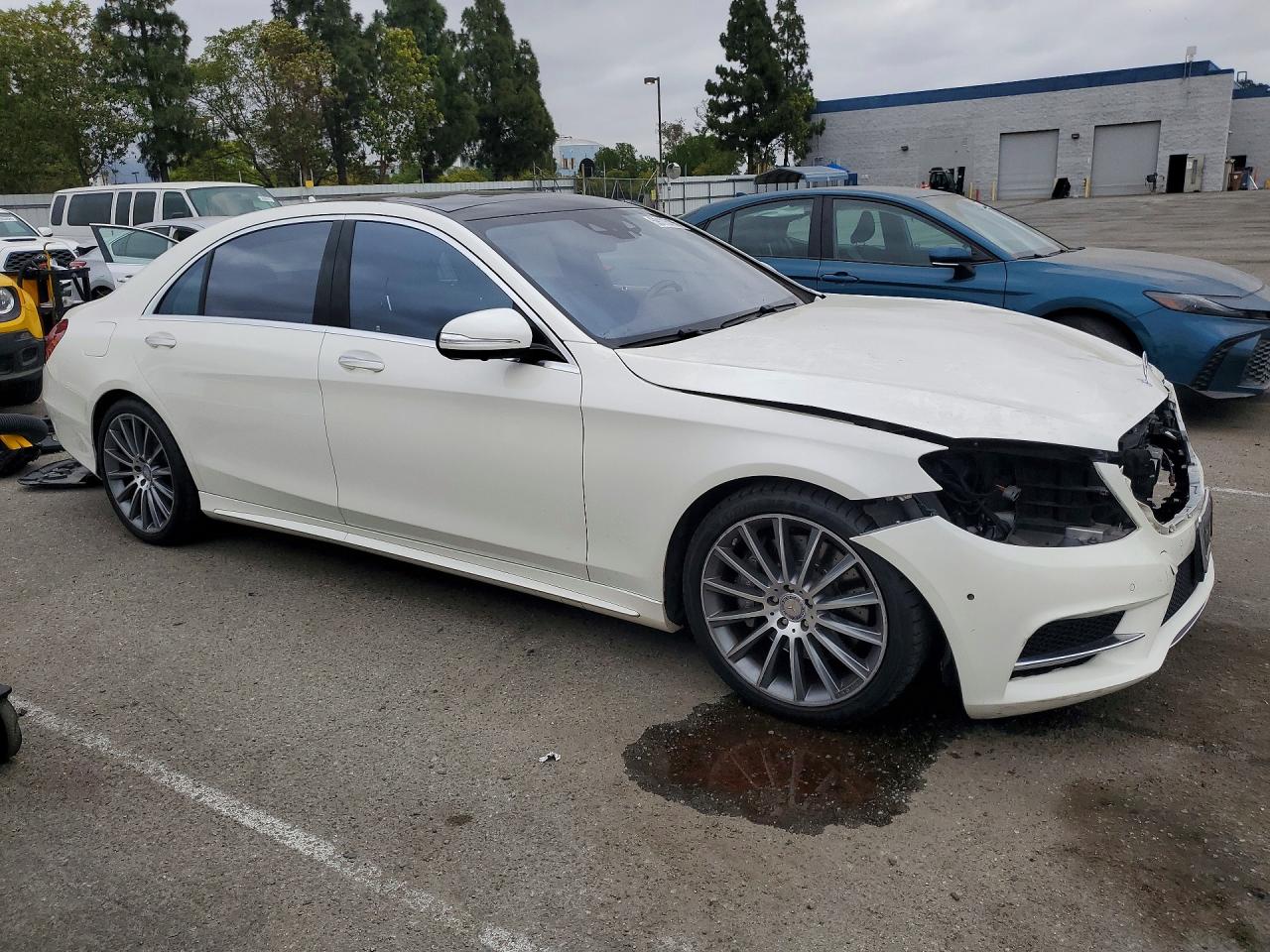 2016 Mercedes-benz S 550e White vin: WDDUG6DB4GA245678