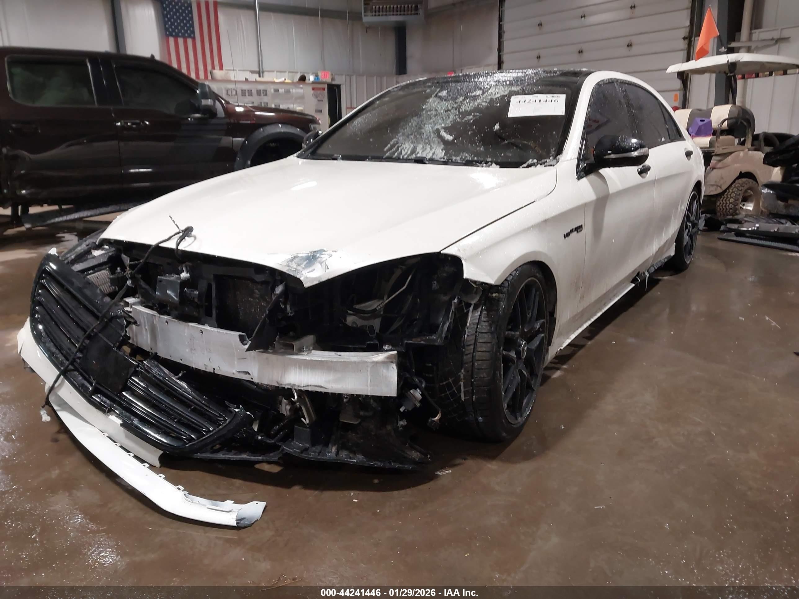 2014 Mercedes-benz S 63 Amg 4matic White vin: WDDUG7JB0EA035375
