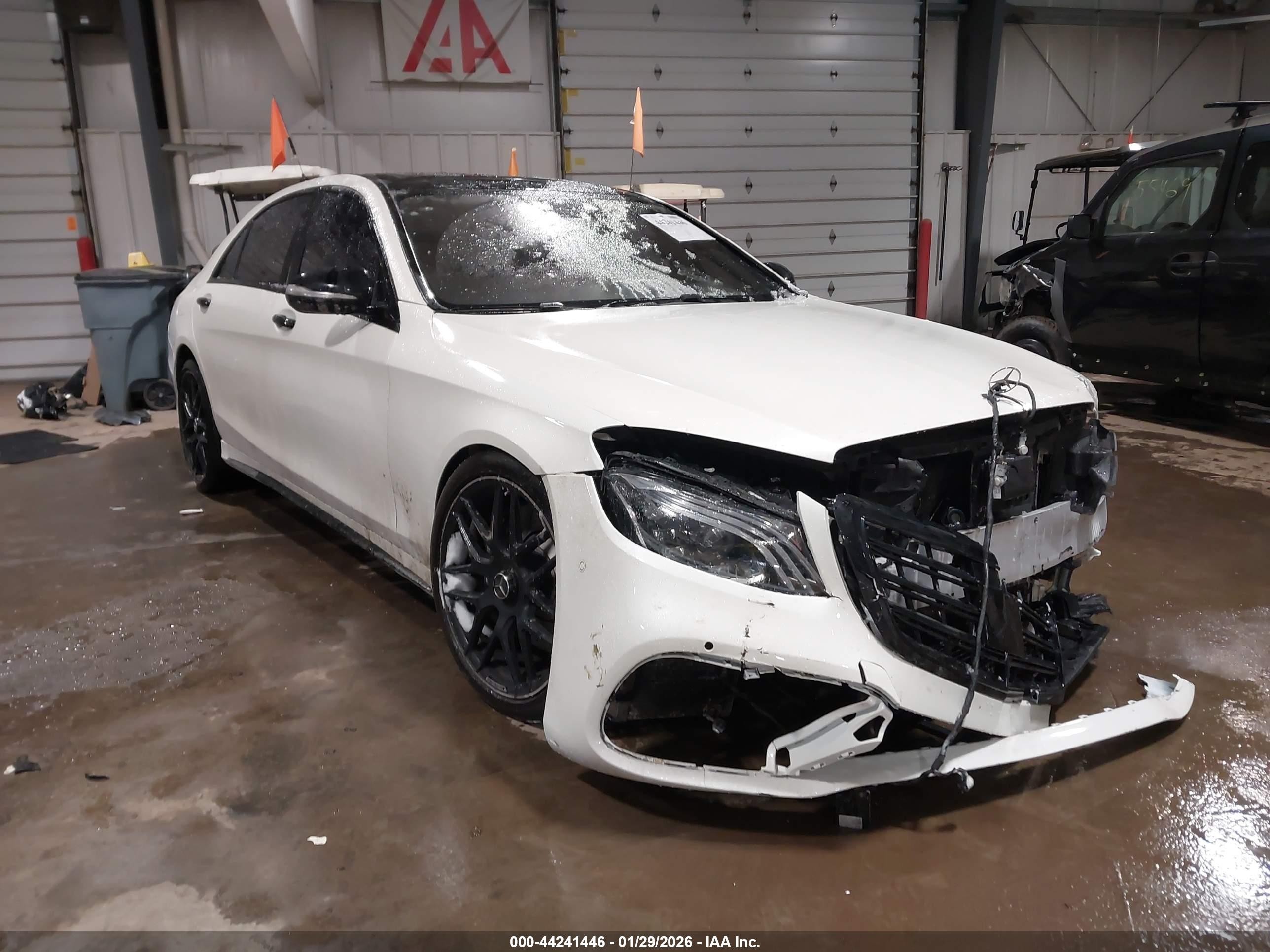 2014 Mercedes-benz S 63 Amg 4matic White vin: WDDUG7JB0EA035375
