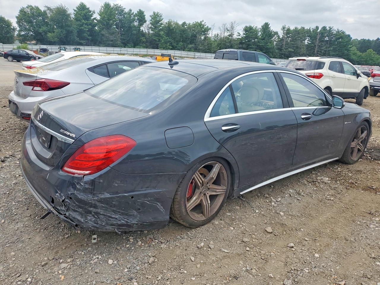 2016 Mercedes-benz S 63 Amg Black vin: WDDUG7JB3GA241910