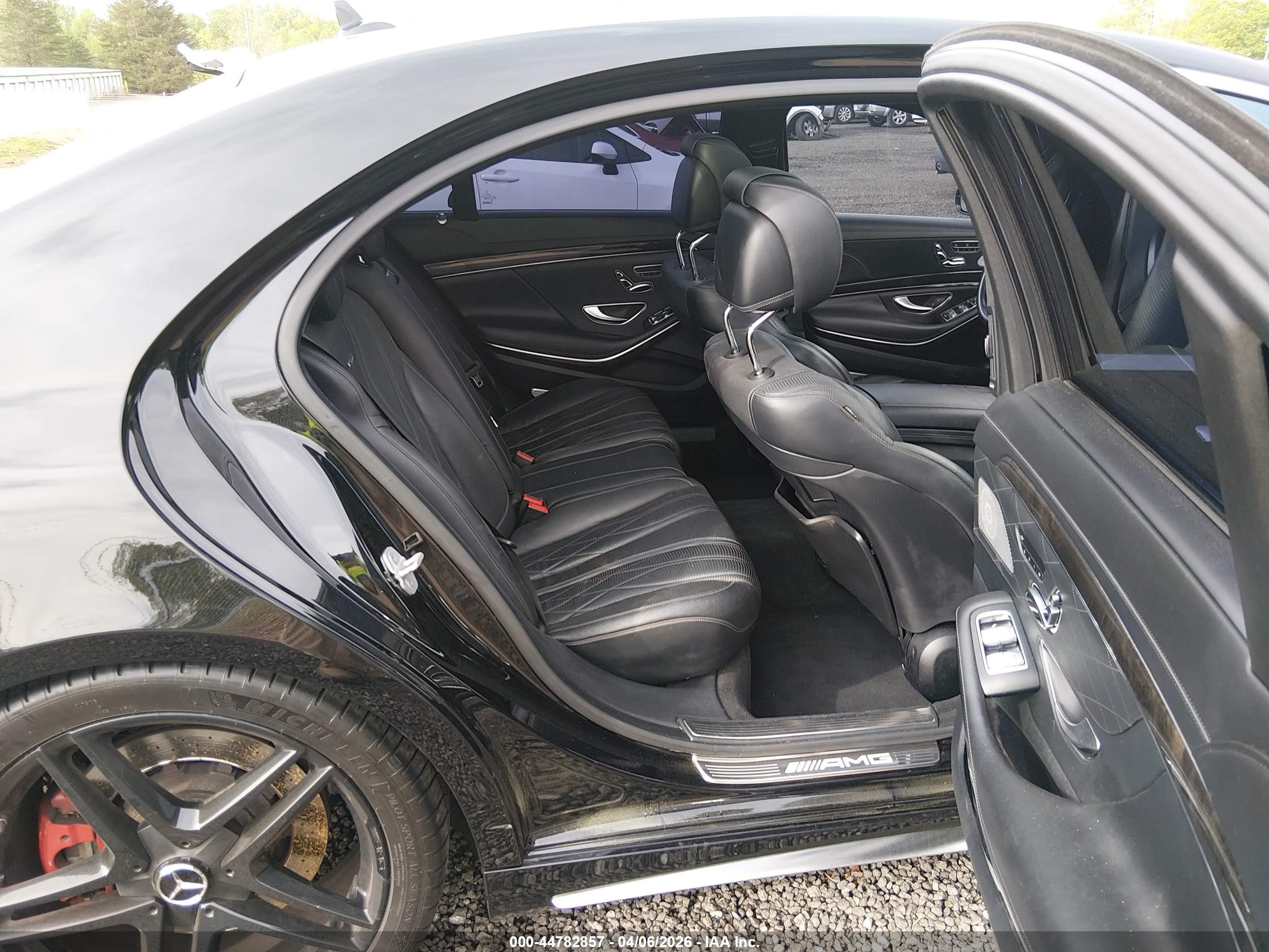 2014 Mercedes-benz S 63 Amg 4matic Black vin: WDDUG7JB9EA062638