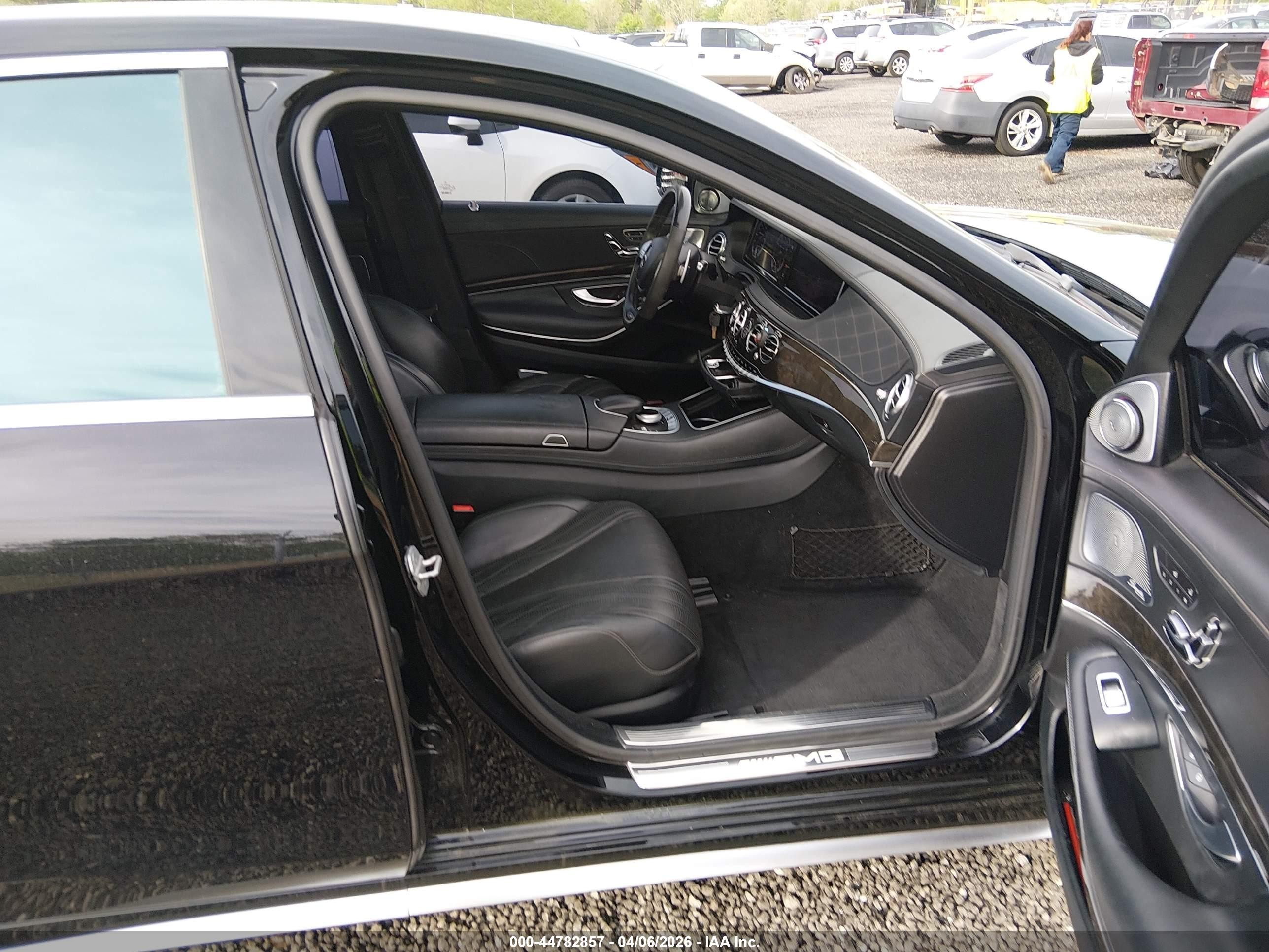 2014 Mercedes-benz S 63 Amg 4matic Black vin: WDDUG7JB9EA062638