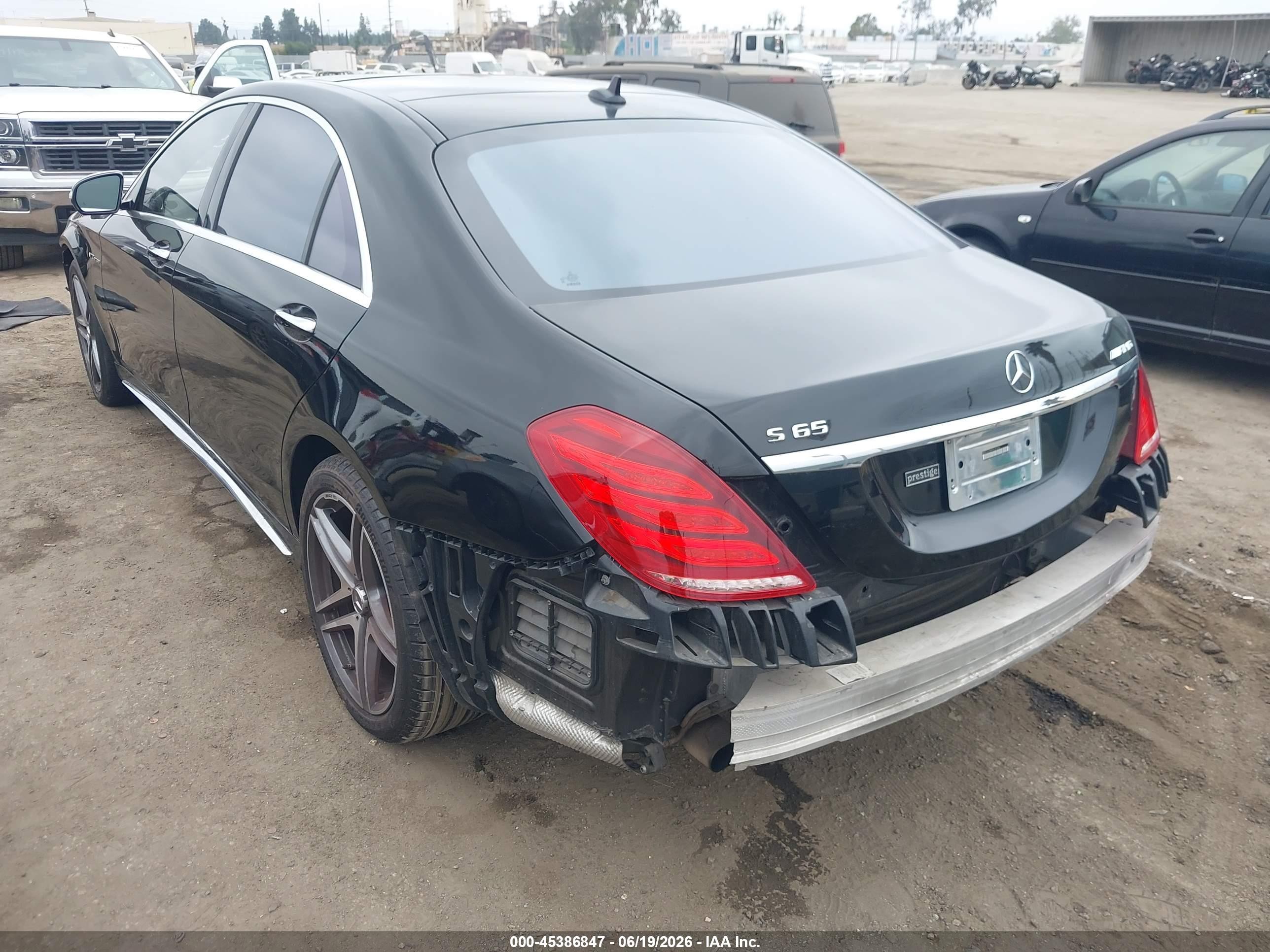 2015 Mercedes-benz S 65 Amg   Черный vin: WDDUG7KB0FA147366