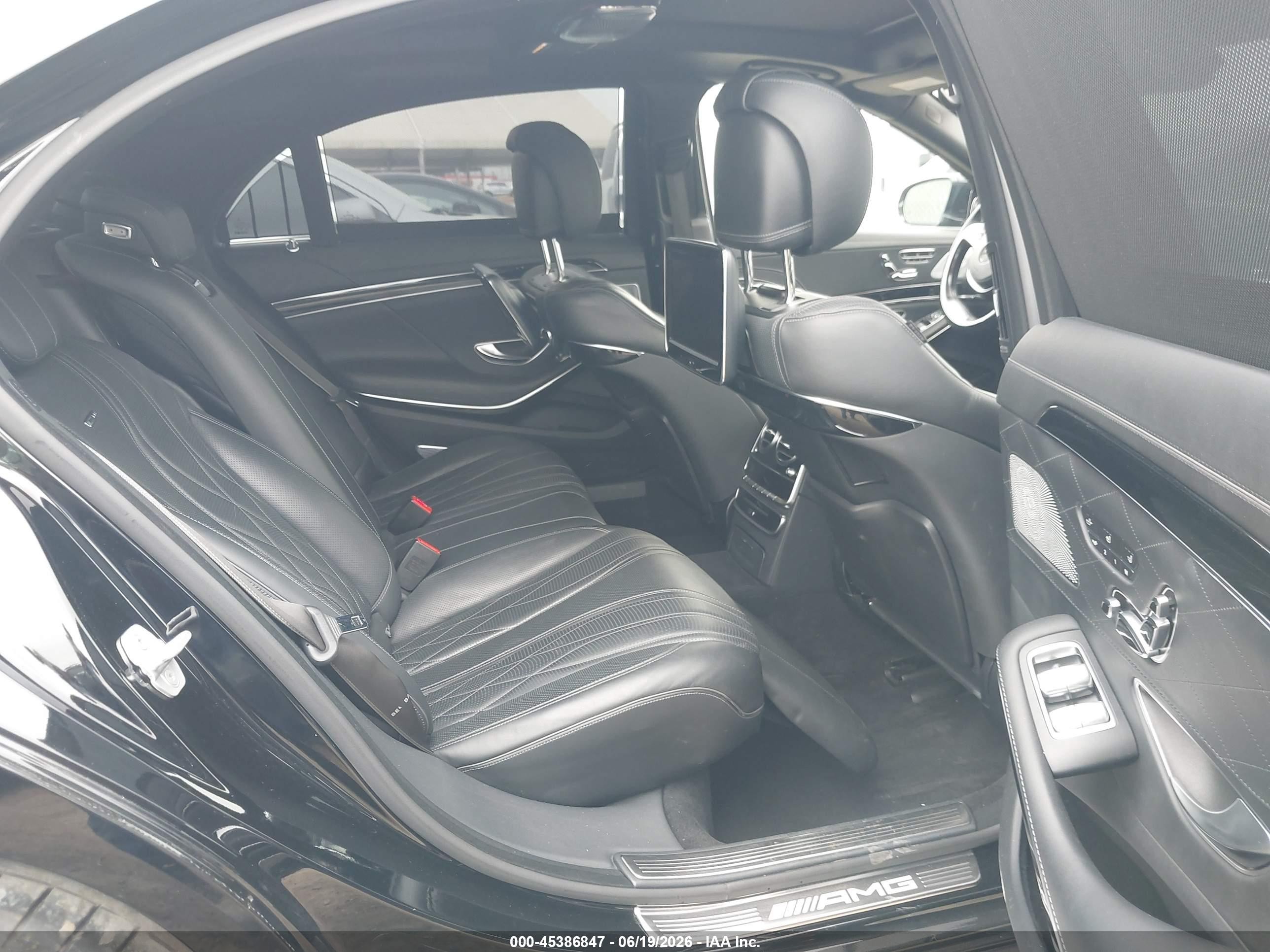 2015 Mercedes-benz S 65 Amg   Черный vin: WDDUG7KB0FA147366