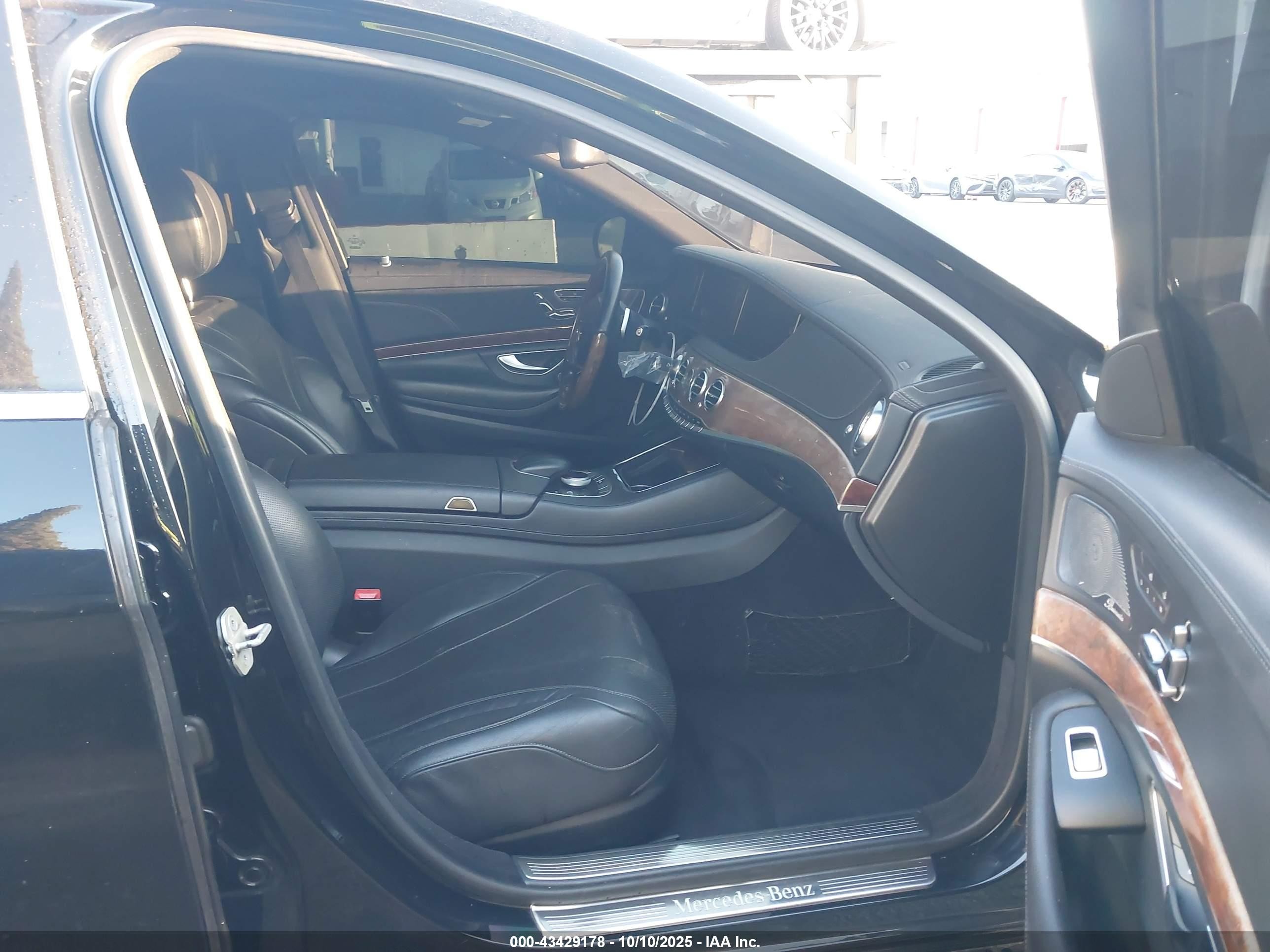 2014 Mercedes-benz S 550   Black vin: WDDUG8CB0EA001178