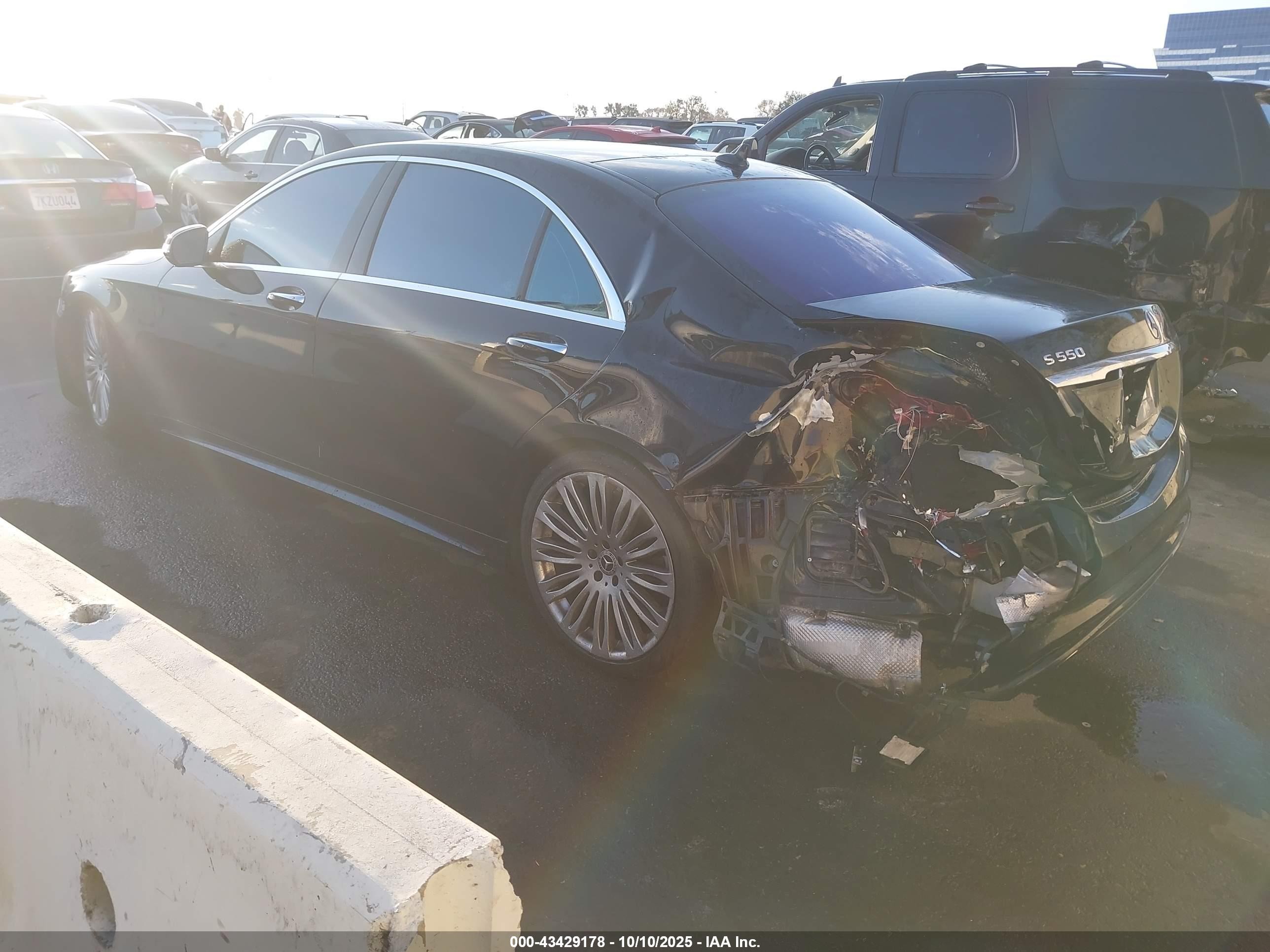 2014 Mercedes-benz S 550   Black vin: WDDUG8CB0EA001178