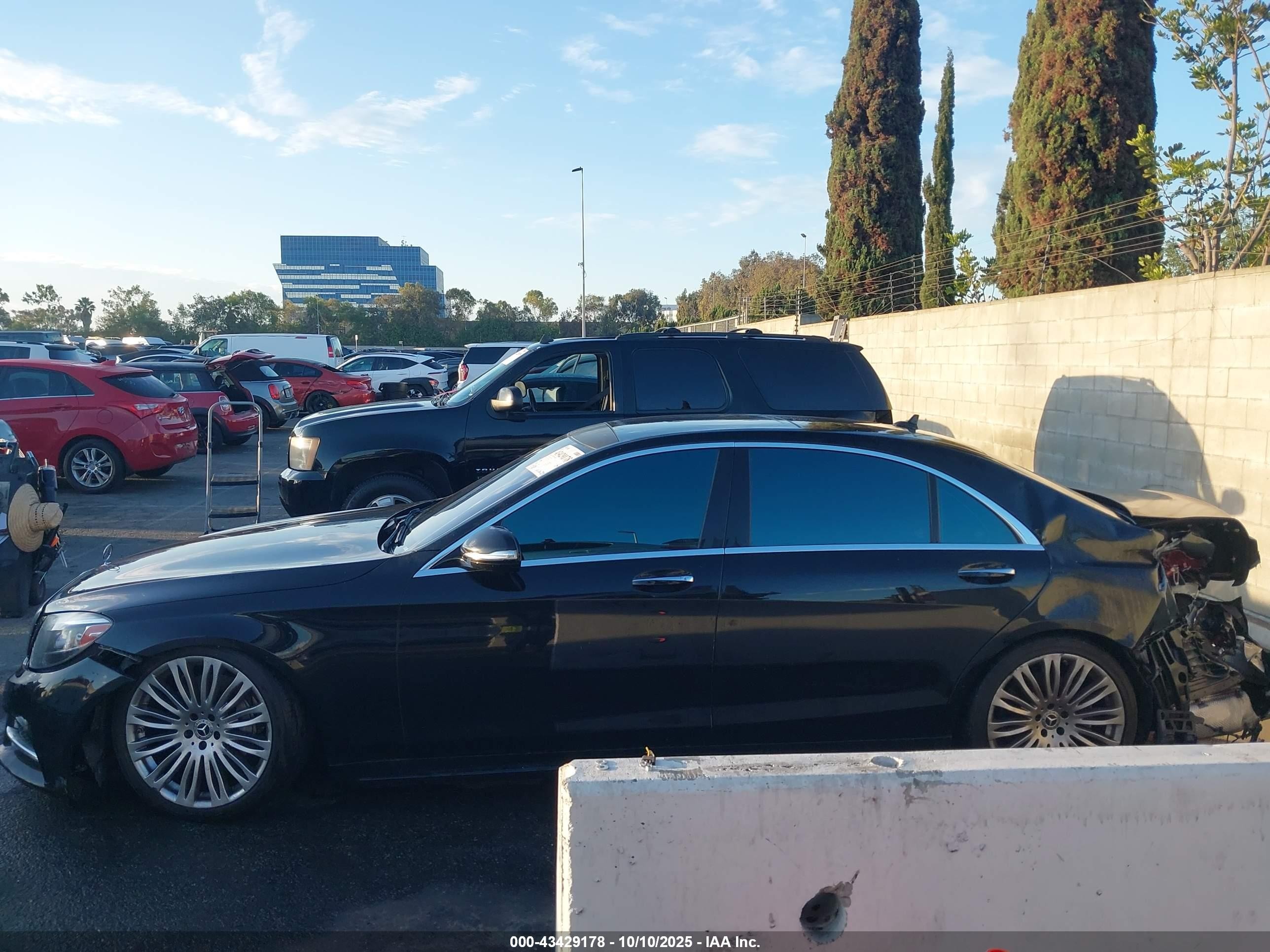 2014 Mercedes-benz S 550   Black vin: WDDUG8CB0EA001178