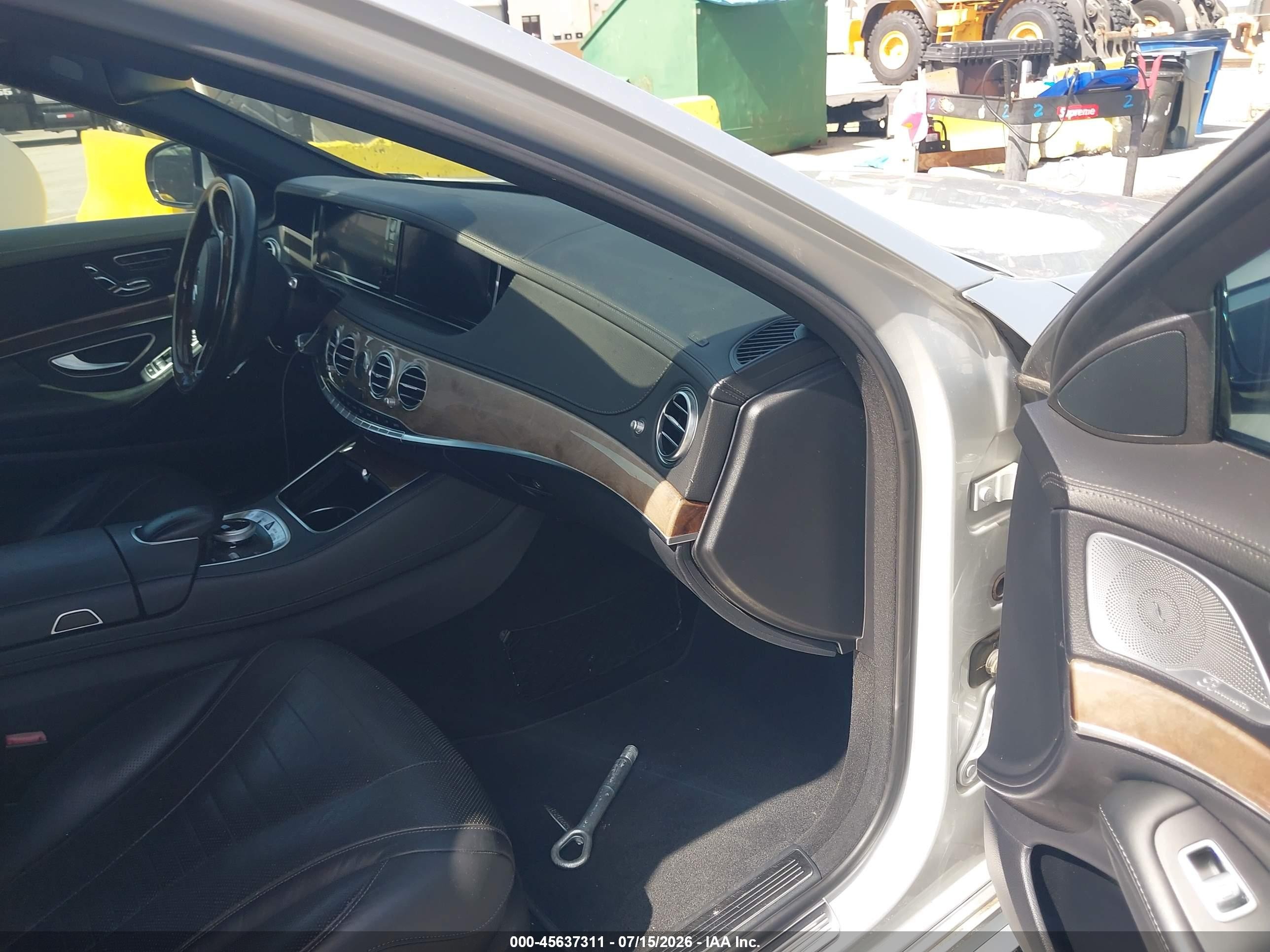2014 Mercedes-benz S 550   Silver vin: WDDUG8CB0EA006560