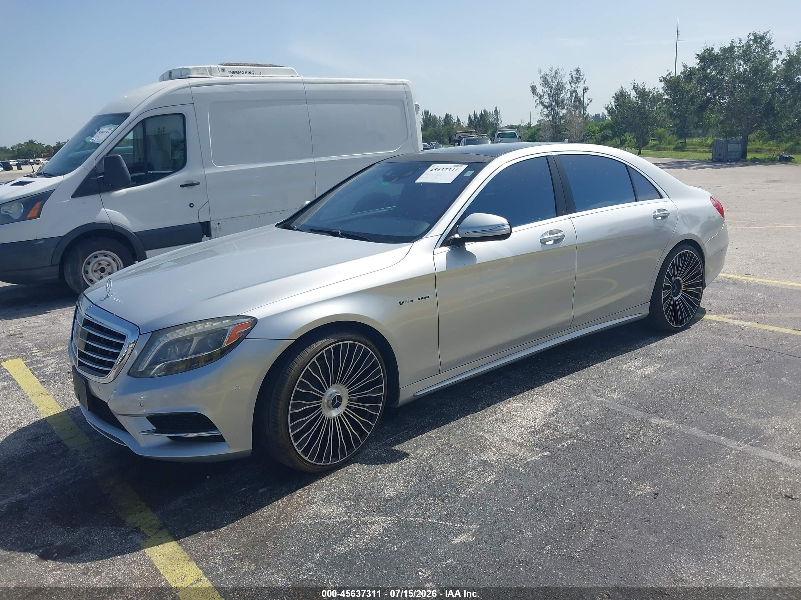 2014 Mercedes-benz S 550   Silver vin: WDDUG8CB0EA006560