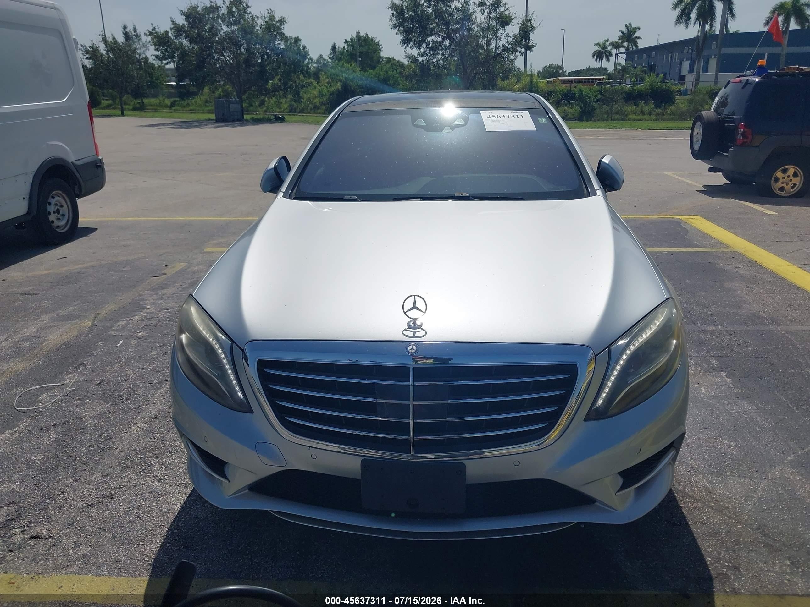 2014 Mercedes-benz S 550   Silver vin: WDDUG8CB0EA006560