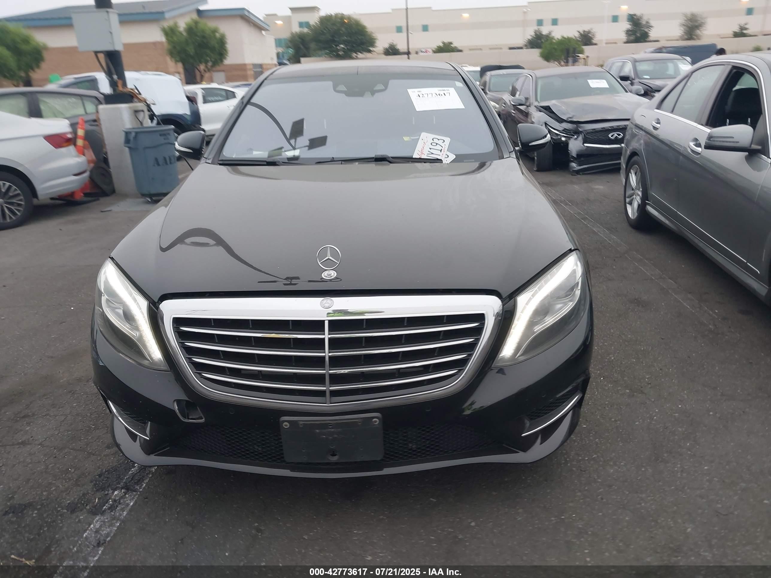 2014 Mercedes-benz S 550   Black vin: WDDUG8CB0EA014383