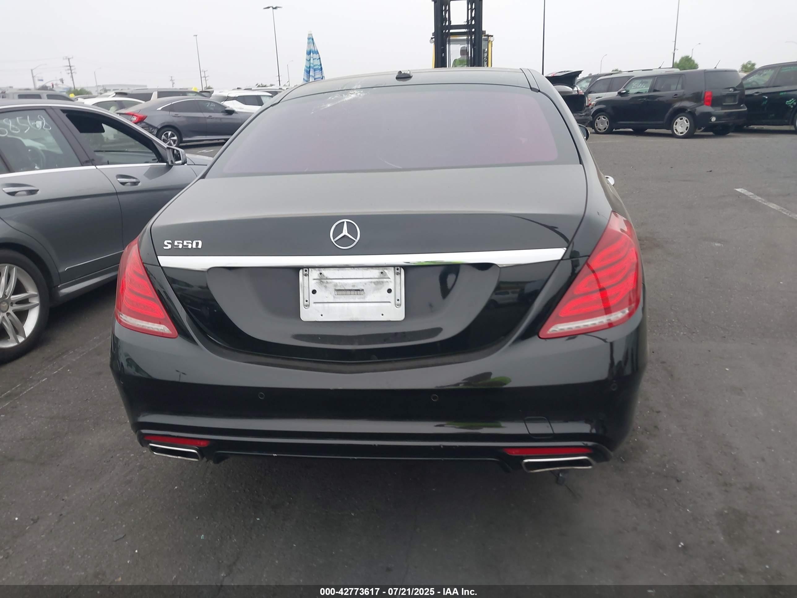 2014 Mercedes-benz S 550   Black vin: WDDUG8CB0EA014383