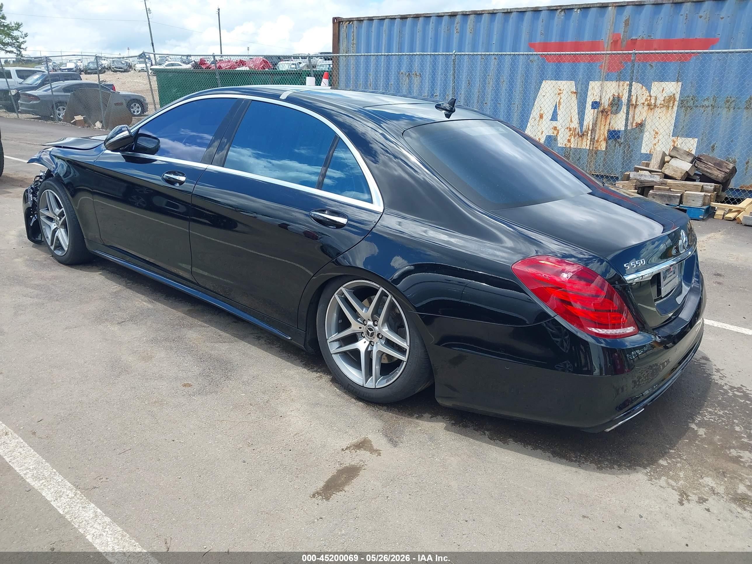 2014 Mercedes-benz S 550   Black vin: WDDUG8CB0EA020457