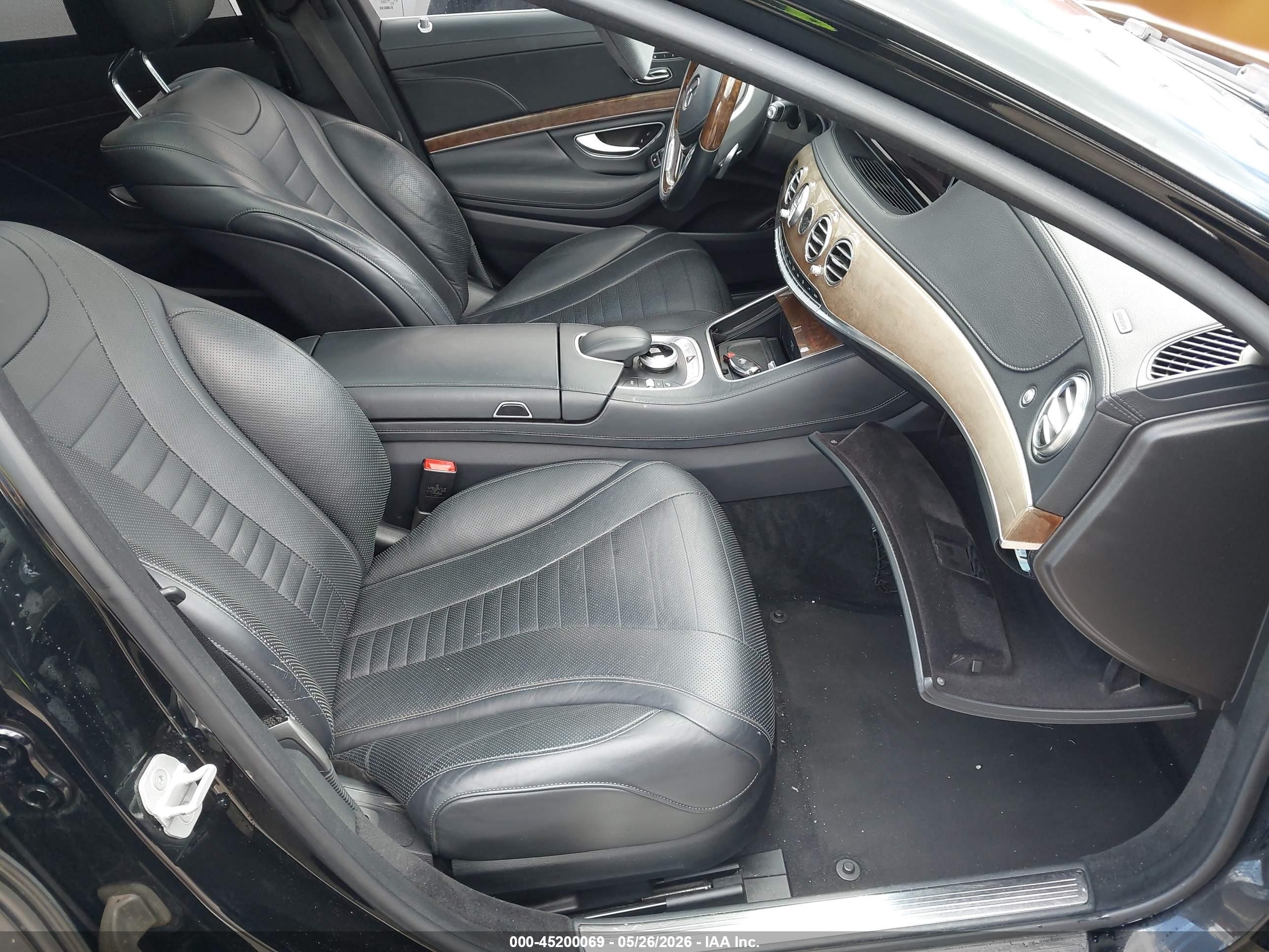 2014 Mercedes-benz S 550   Black vin: WDDUG8CB0EA020457