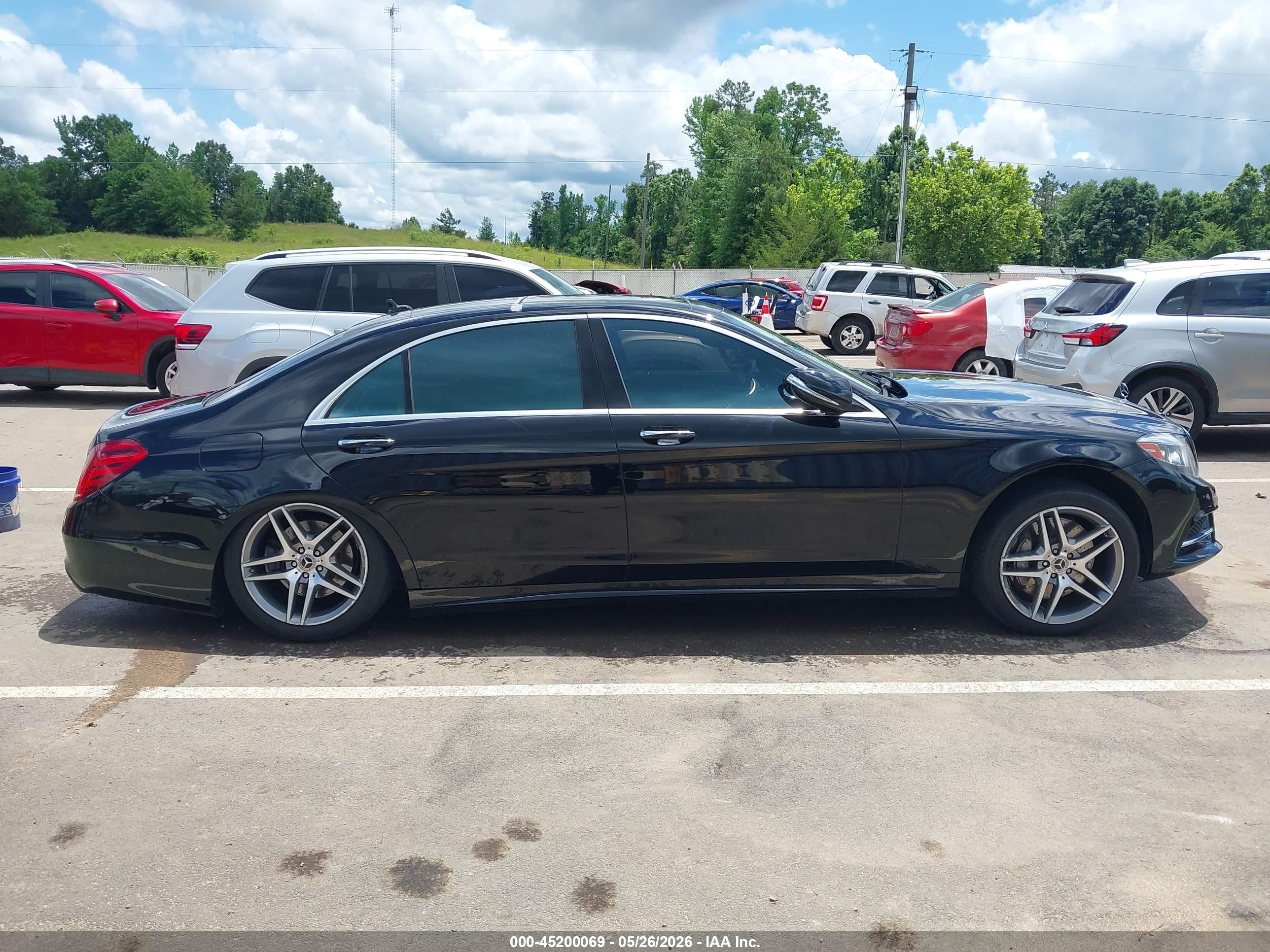 2014 Mercedes-benz S 550   Black vin: WDDUG8CB0EA020457