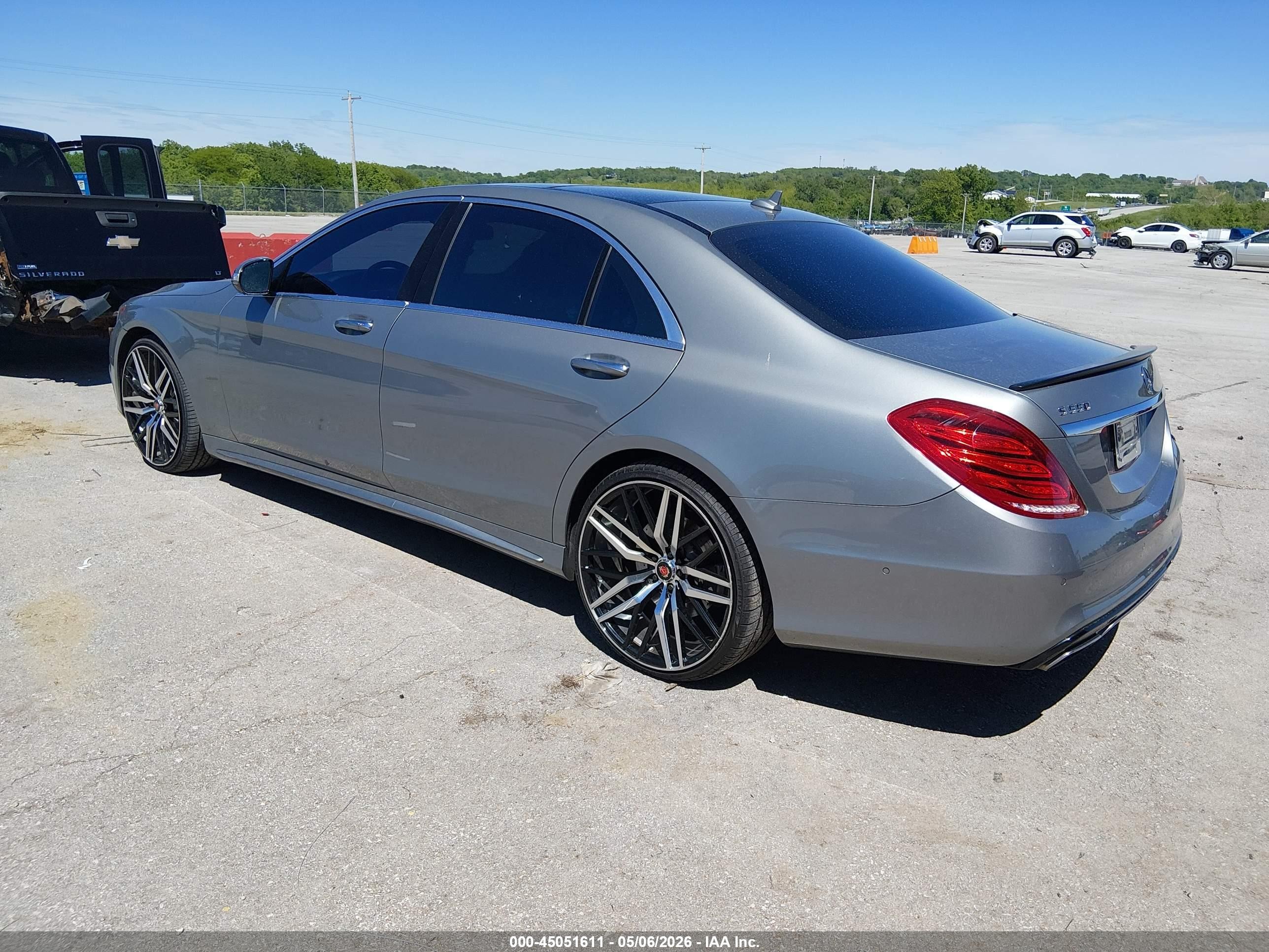 2014 Mercedes-benz S 550   Silver vin: WDDUG8CB0EA042250