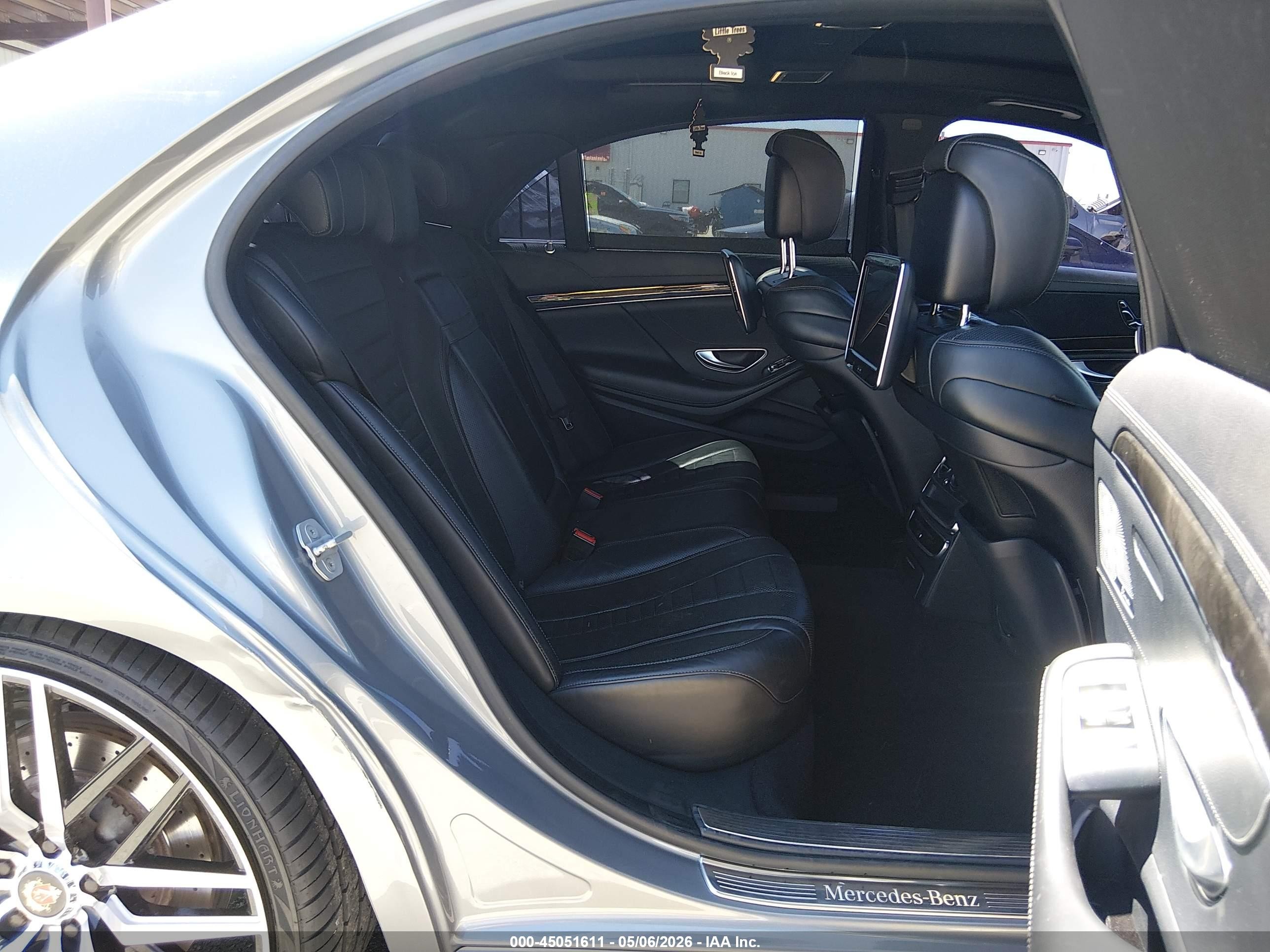 2014 Mercedes-benz S 550   Silver vin: WDDUG8CB0EA042250