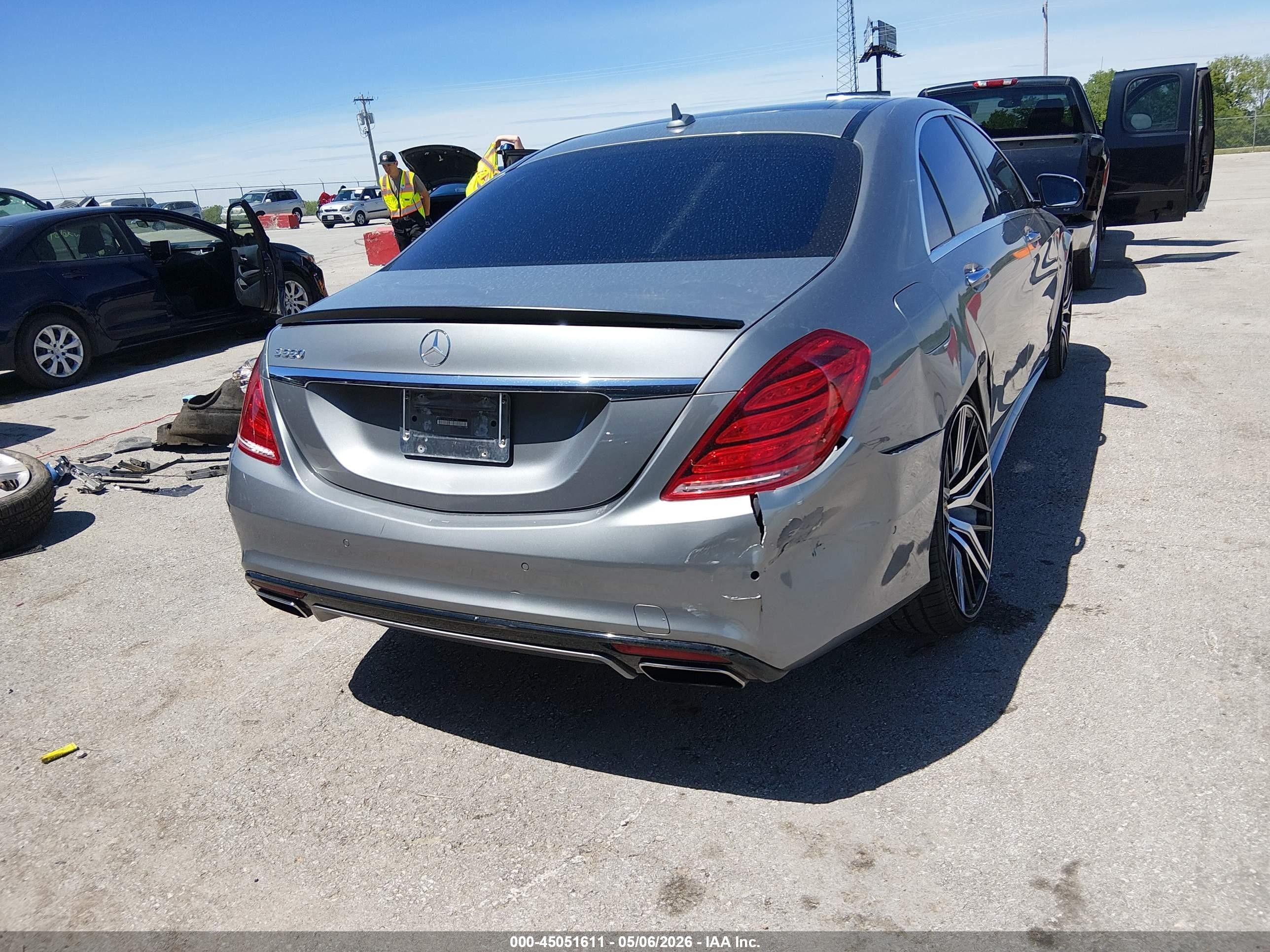 2014 Mercedes-benz S 550   Silver vin: WDDUG8CB0EA042250