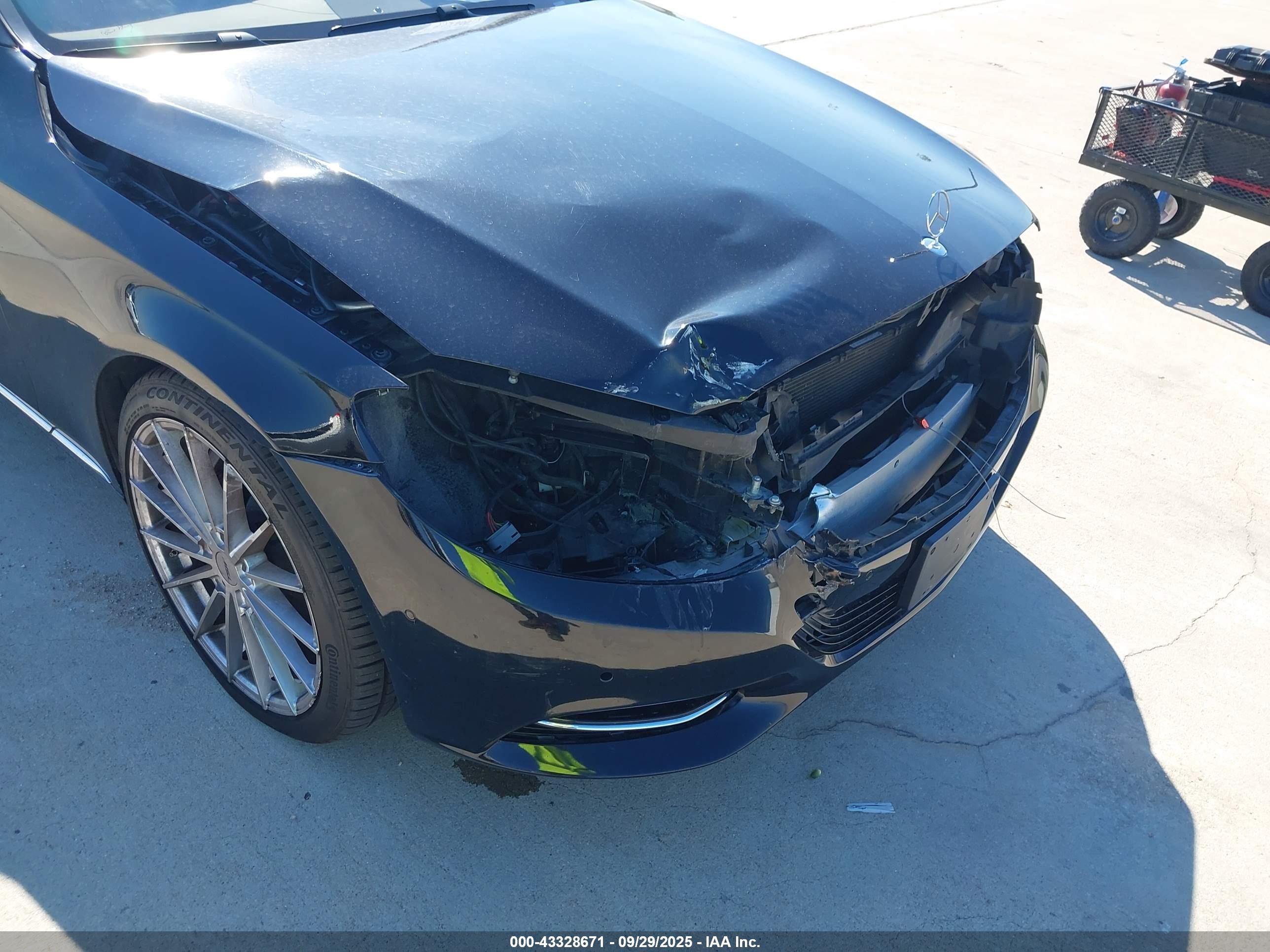 2014 Mercedes-benz S 550 Black vin: WDDUG8CB0EA047741