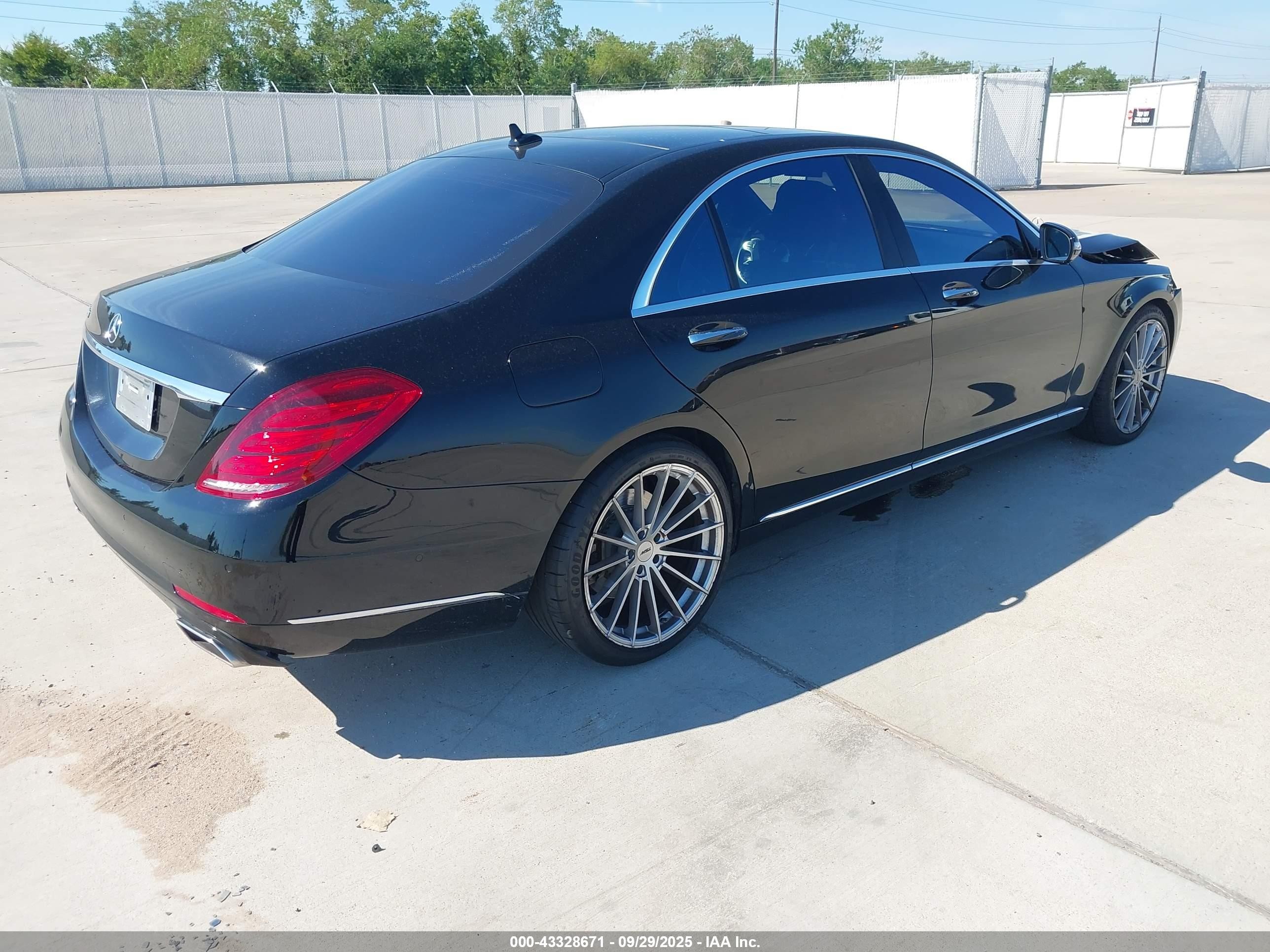 2014 Mercedes-benz S 550 Black vin: WDDUG8CB0EA047741