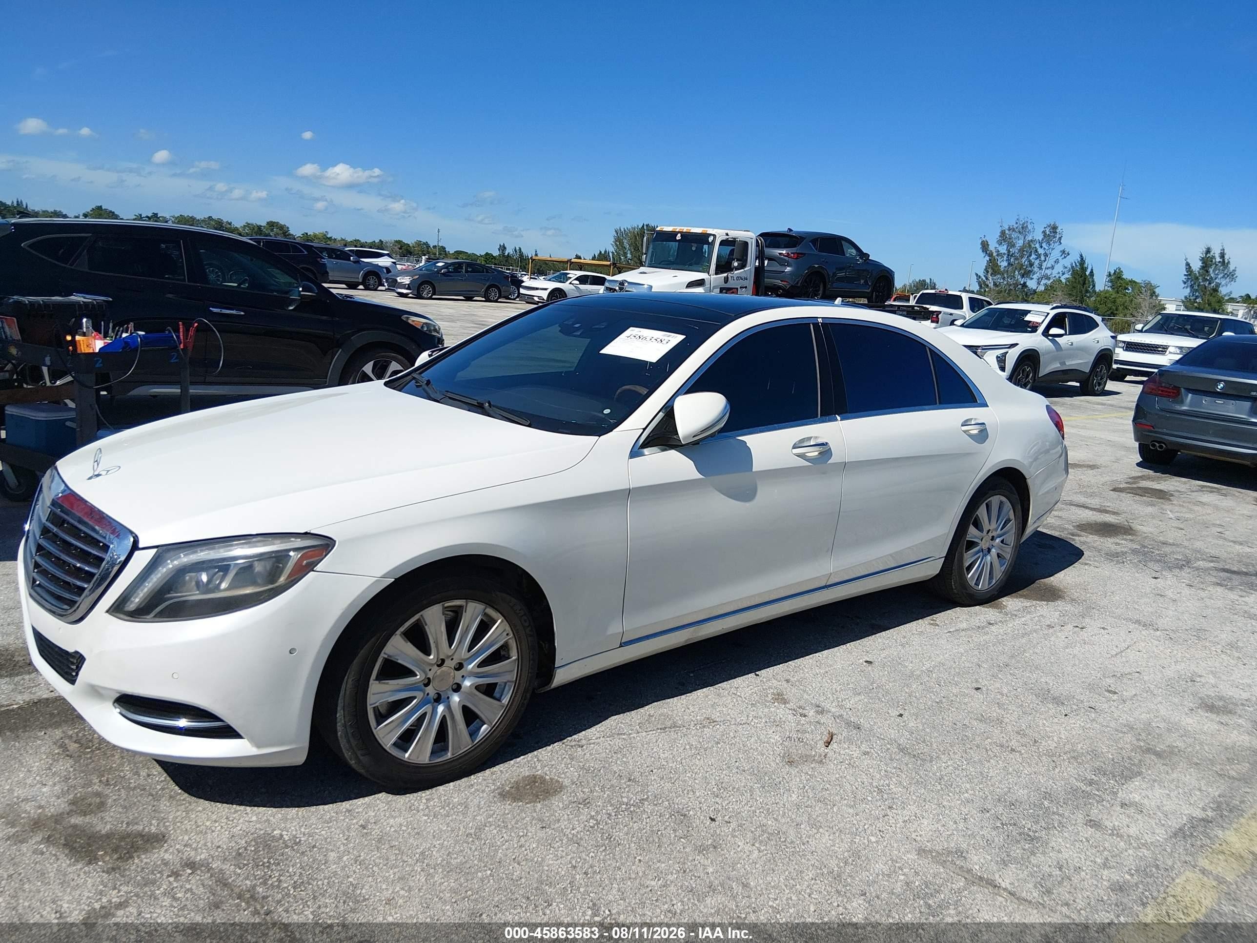 2014 Mercedes-benz S 550 White vin: WDDUG8CB0EA051109
