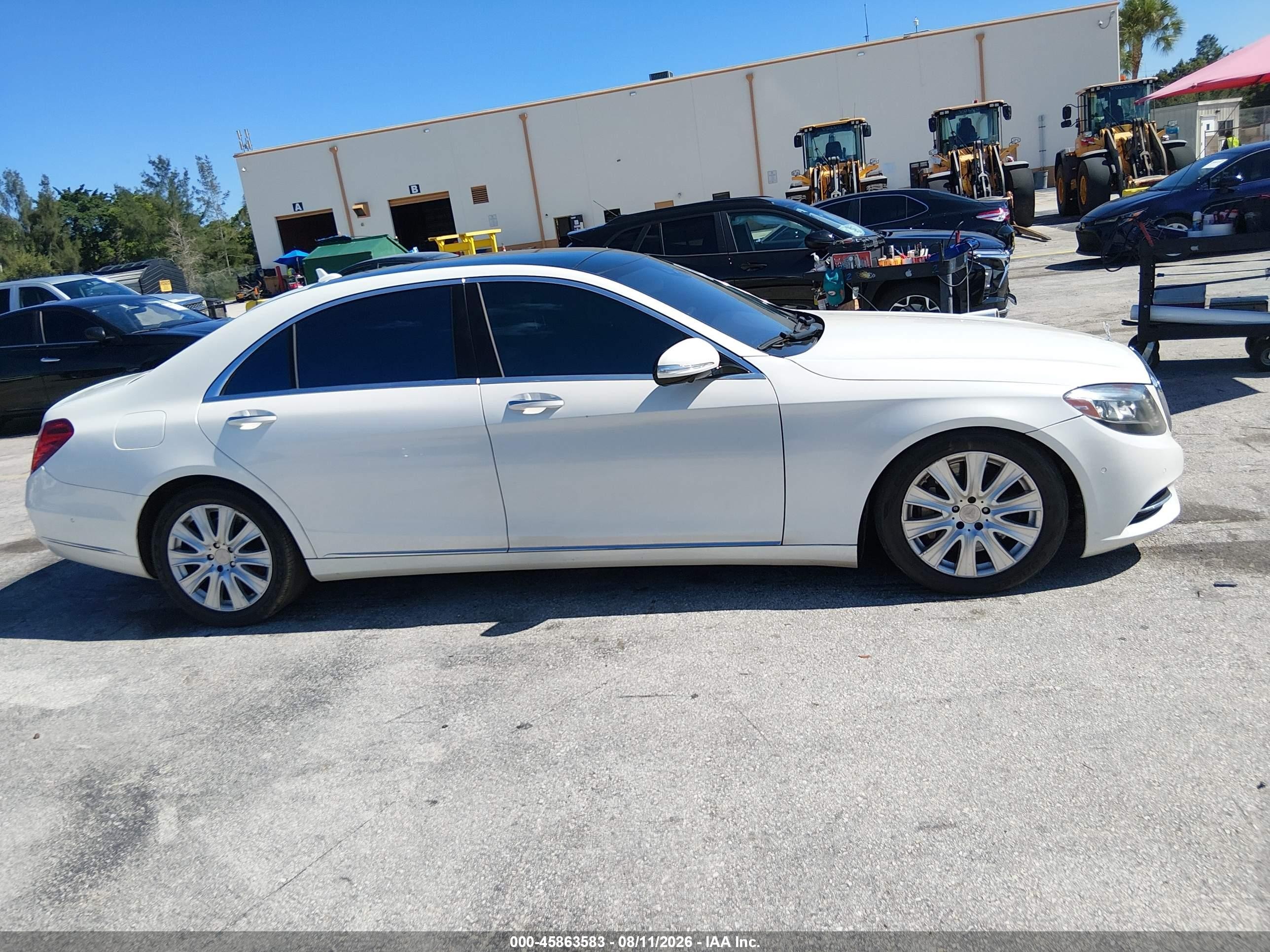 2014 Mercedes-benz S 550 White vin: WDDUG8CB0EA051109