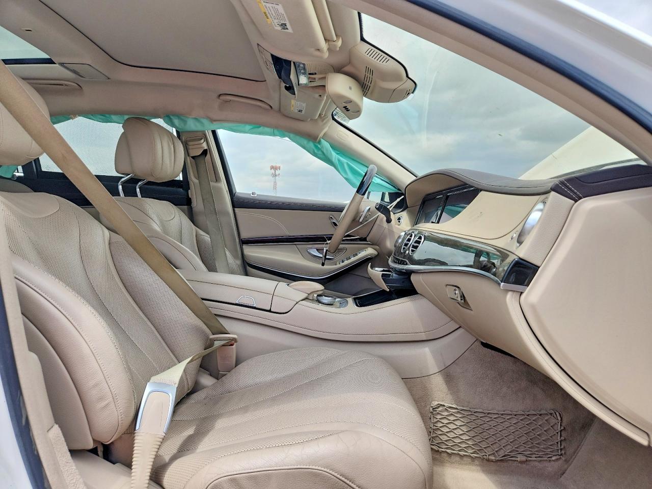 2014 Mercedes-benz S 550 White vin: WDDUG8CB0EA058416
