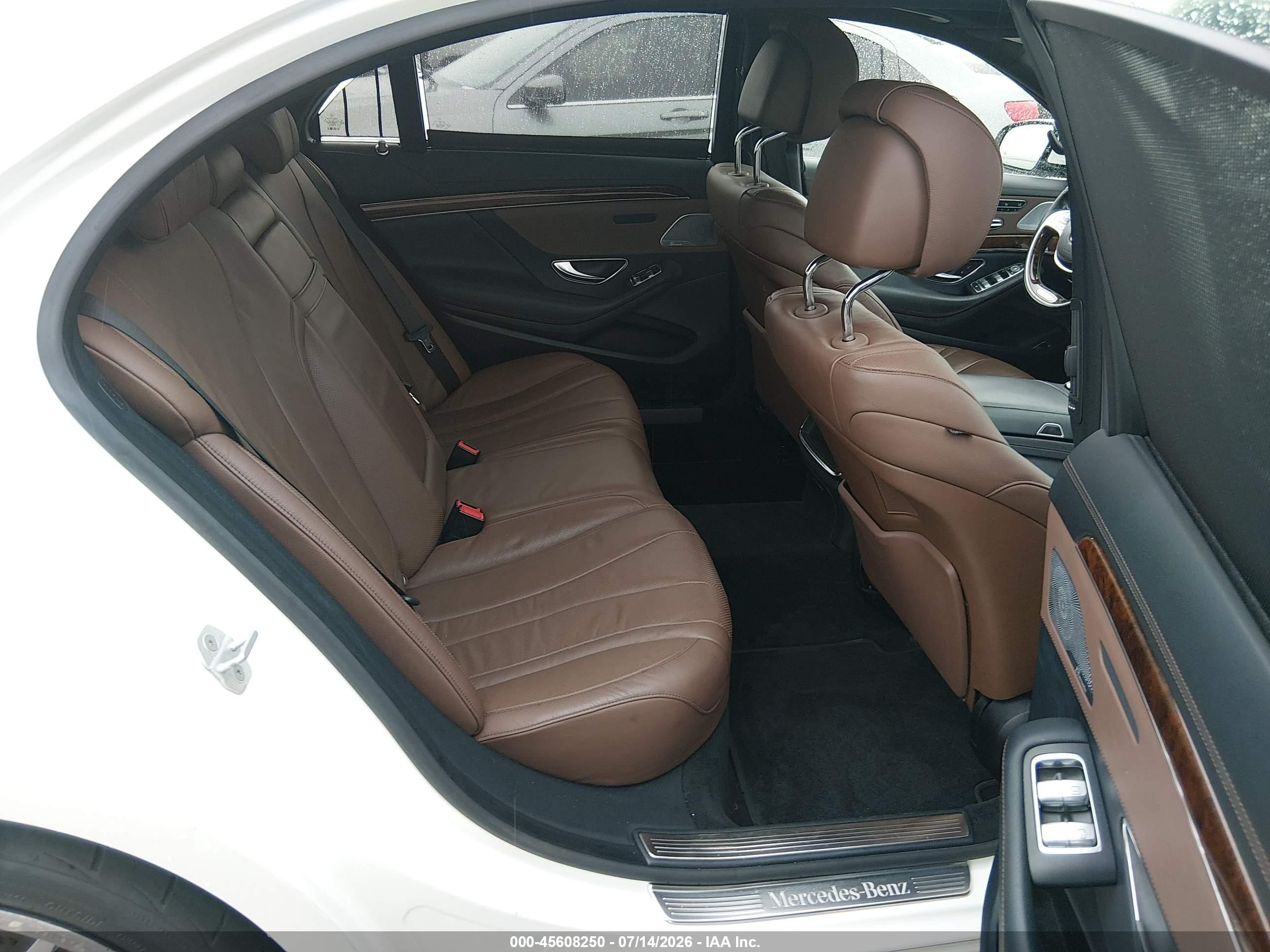 2015 Mercedes-benz S 550   White vin: WDDUG8CB0FA070406