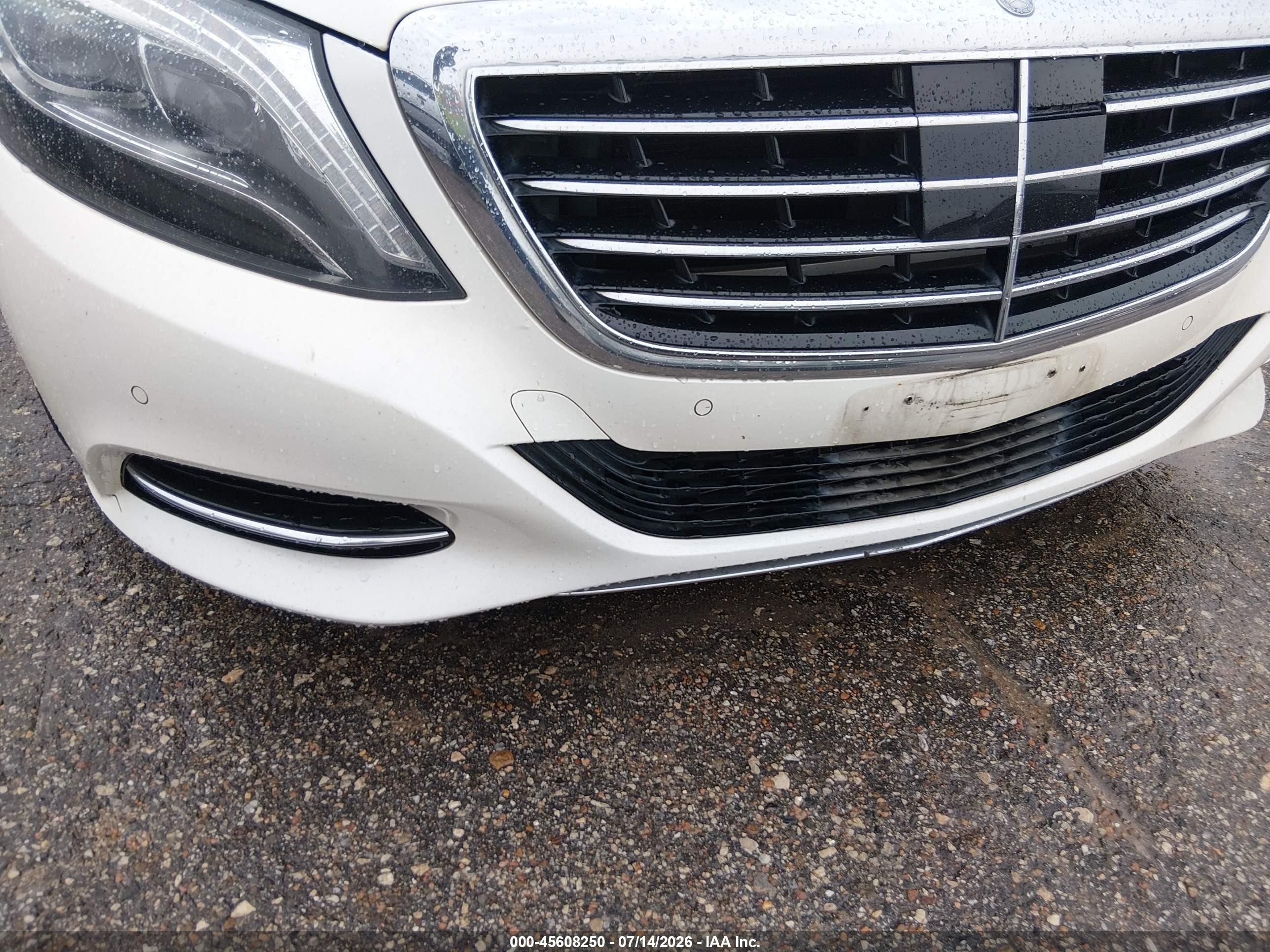2015 Mercedes-benz S 550   White vin: WDDUG8CB0FA070406