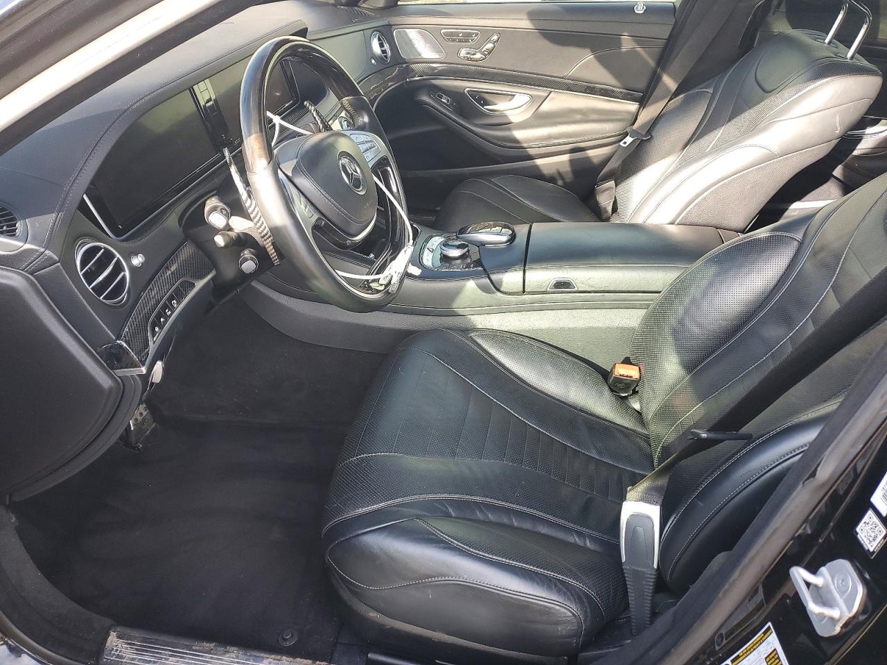 2015 Mercedes-benz S 550 Black vin: WDDUG8CB0FA093393