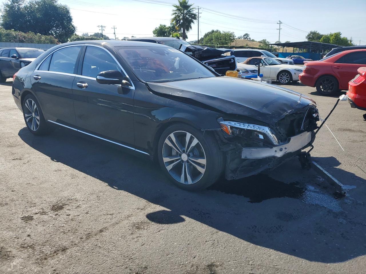 2015 Mercedes-benz S 550 Черный vin: WDDUG8CB0FA124674