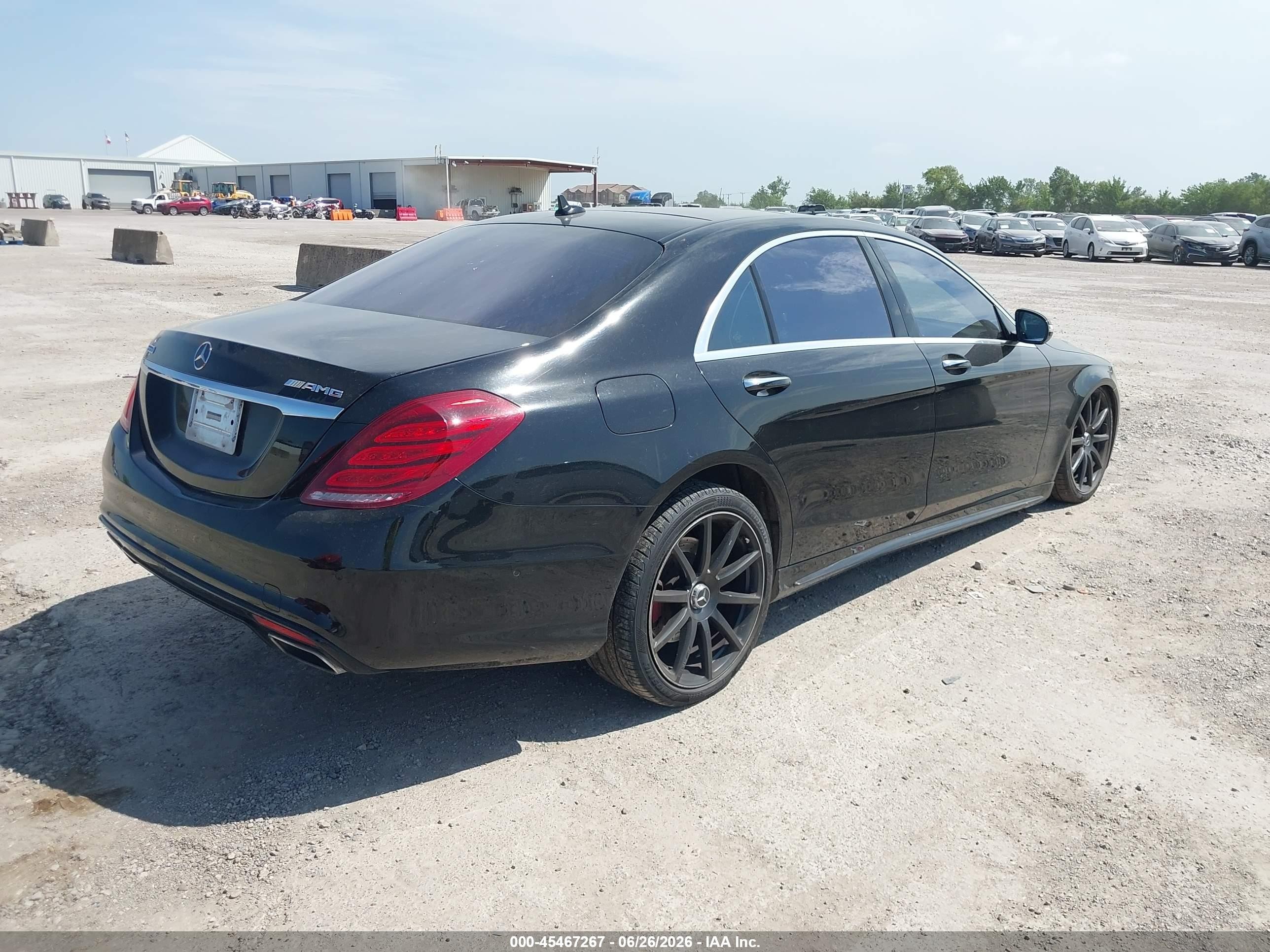 2015 Mercedes-benz S 550   Black vin: WDDUG8CB0FA130023