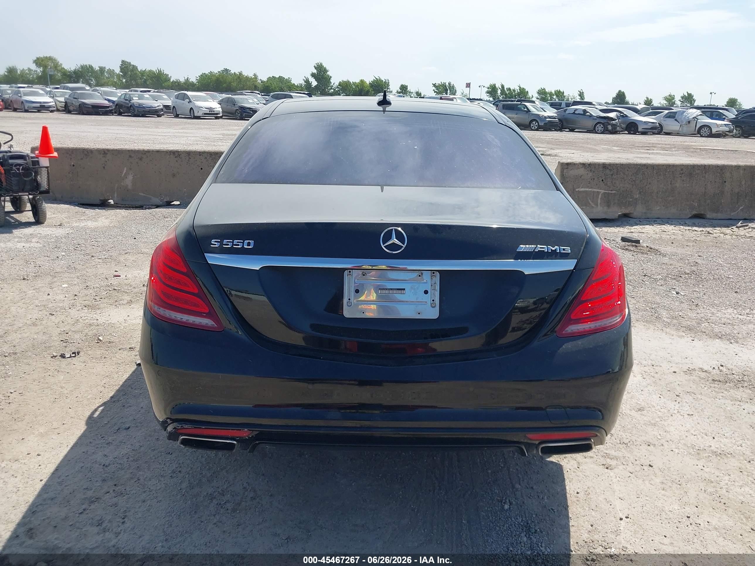 2015 Mercedes-benz S 550   Black vin: WDDUG8CB0FA130023