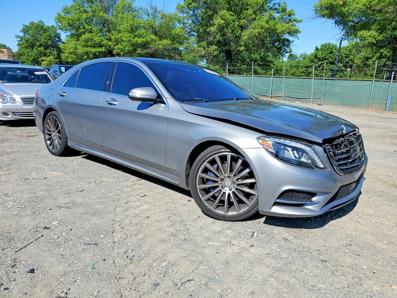 2015 Mercedes-benz S 550 Gray vin: WDDUG8CB0FA138493