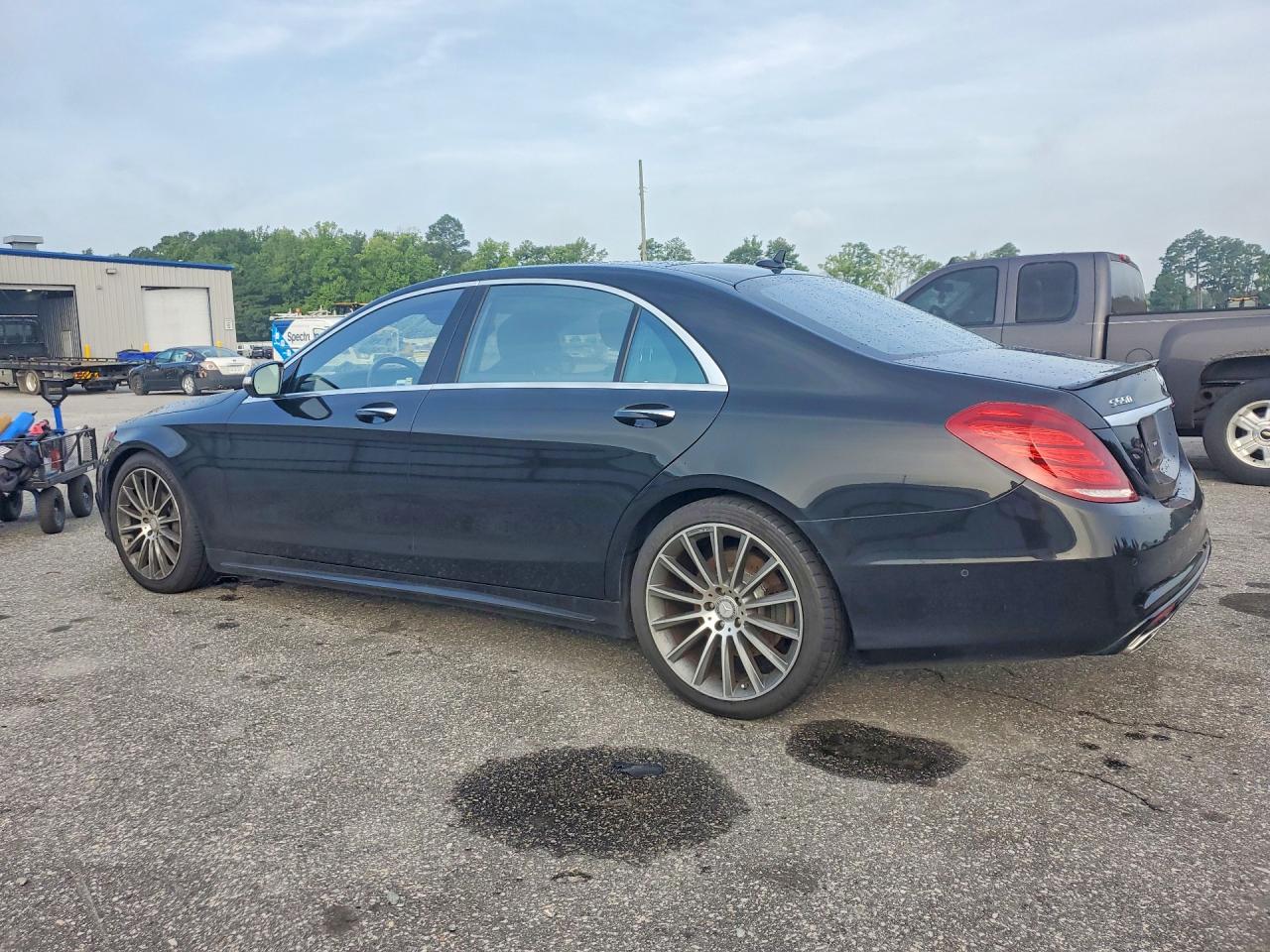 2015 Mercedes-benz S 550 Черный vin: WDDUG8CB0FA173051