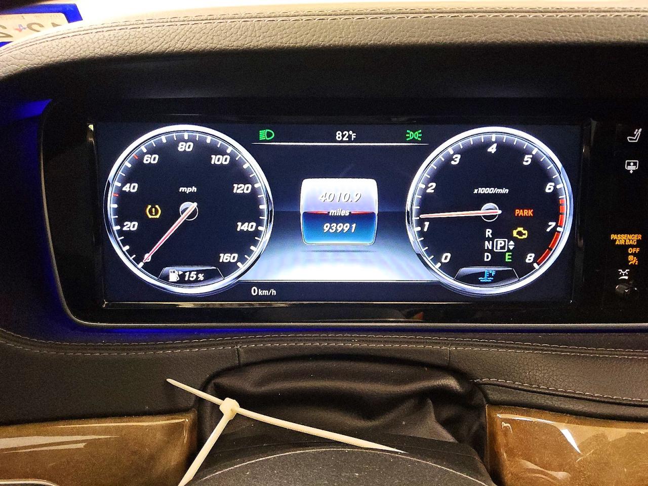 2015 Mercedes-benz S 550 White vin: WDDUG8CB0FA200202