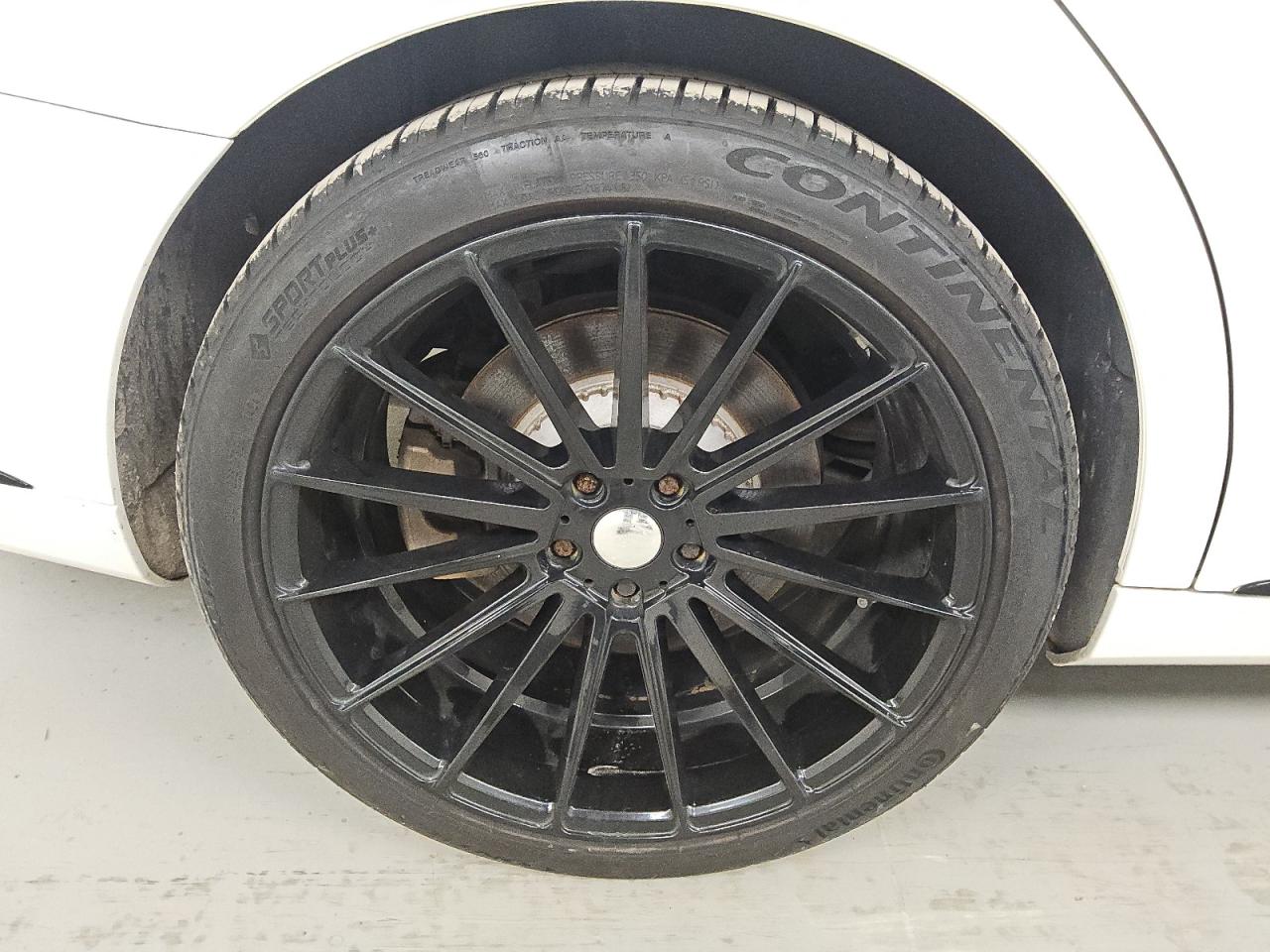 2015 Mercedes-benz S 550 White vin: WDDUG8CB0FA200202 Damage: Right Rear Wheel, Aftermarket, Acceptable