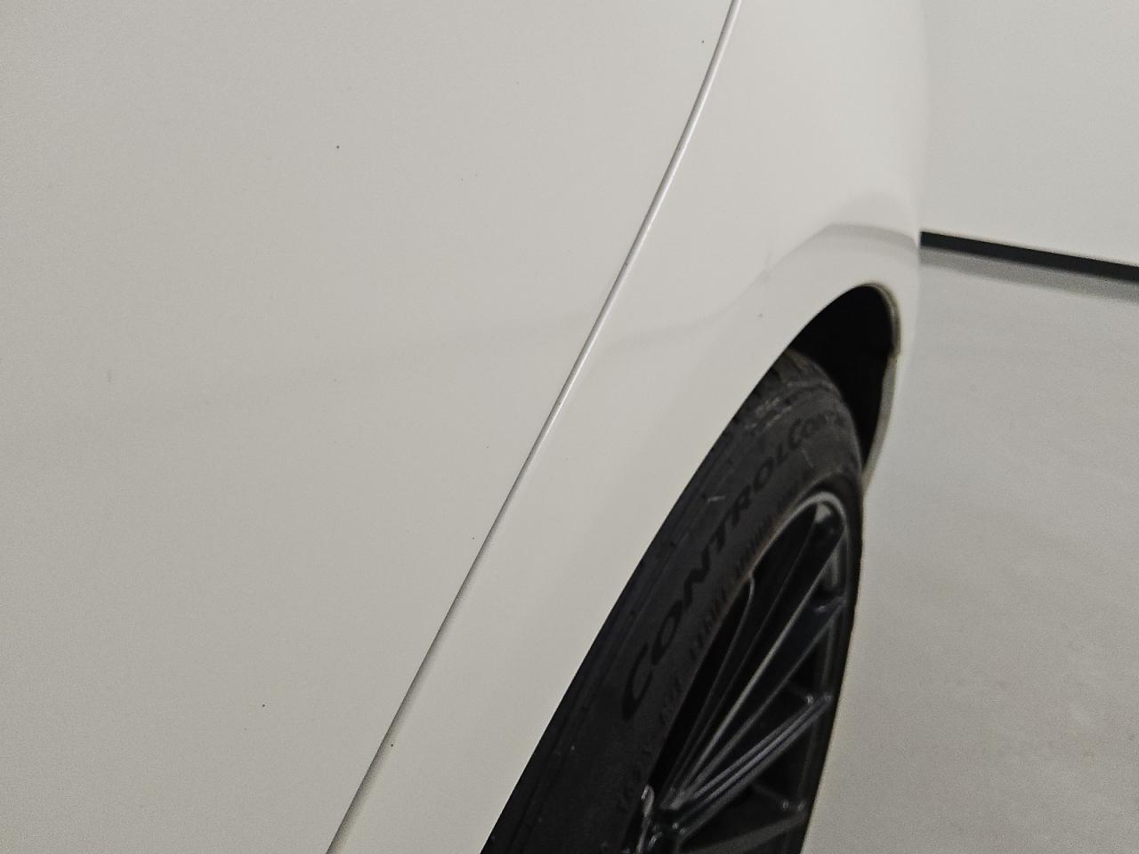 2015 Mercedes-benz S 550 White vin: WDDUG8CB0FA200202 Damage: Left Qtr Panel, Dent(S) W/ Paint Dmg, 1/2 To 1 Inch