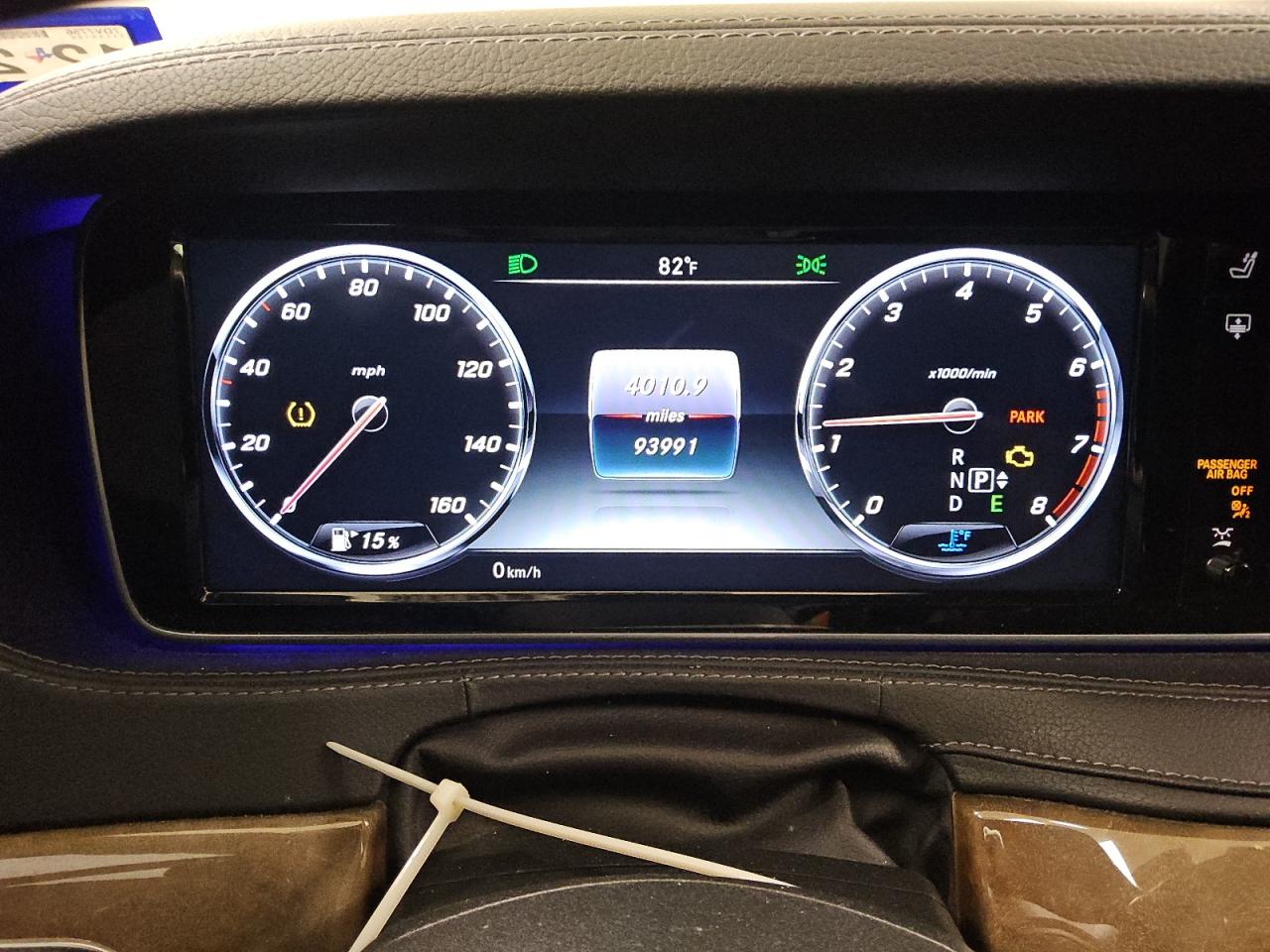 2015 Mercedes-benz S 550 White vin: WDDUG8CB0FA200202 Damage: Warning Light - Engine, On, Unacceptable