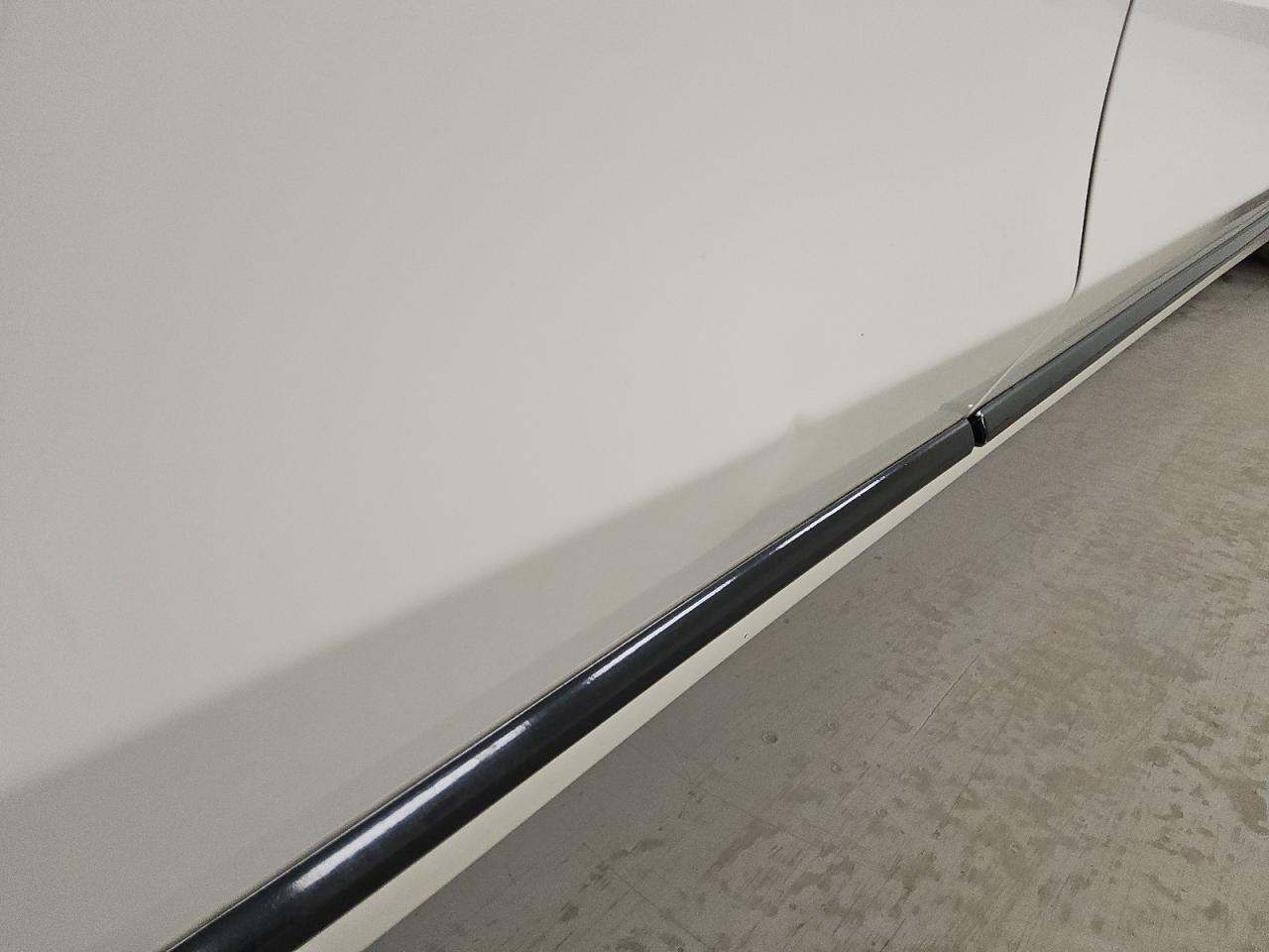 2015 Mercedes-benz S 550 White vin: WDDUG8CB0FA200202 Damage: Right Rear Door, Dent(S) W/No Paint Dmg, Pdr-1 Dent