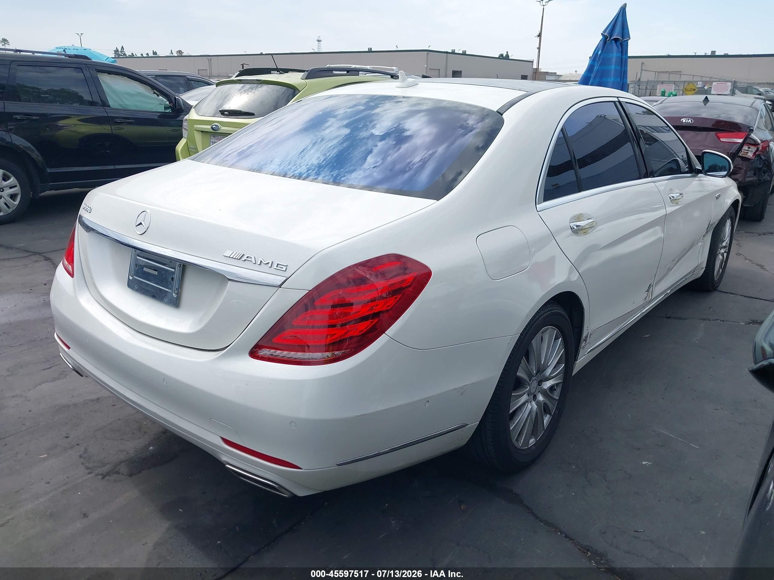 2014 Mercedes-benz S 550   White vin: WDDUG8CB1EA012903