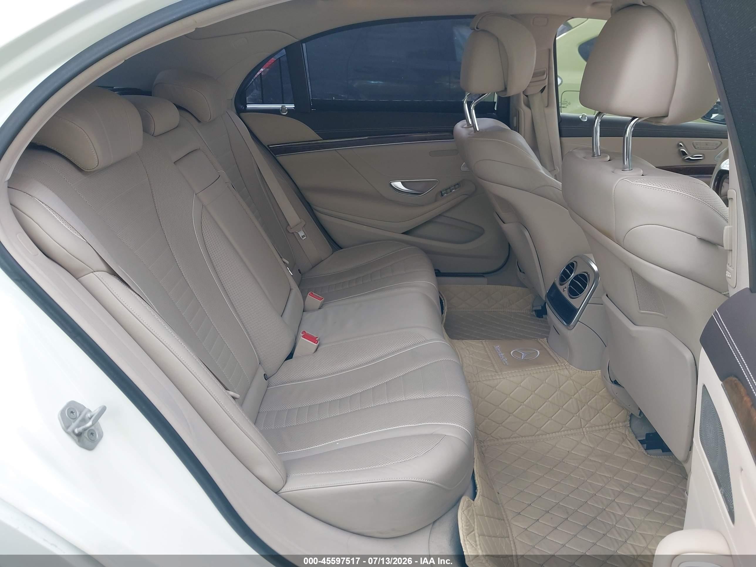 2014 Mercedes-benz S 550   White vin: WDDUG8CB1EA012903